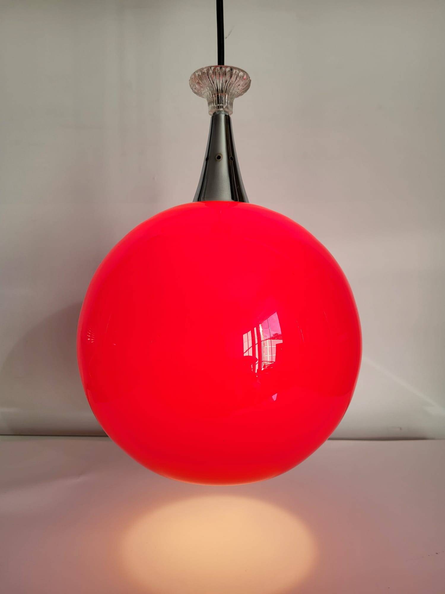 Suspension Space Age in opaline enamel with a chrome finish, circa 1960.