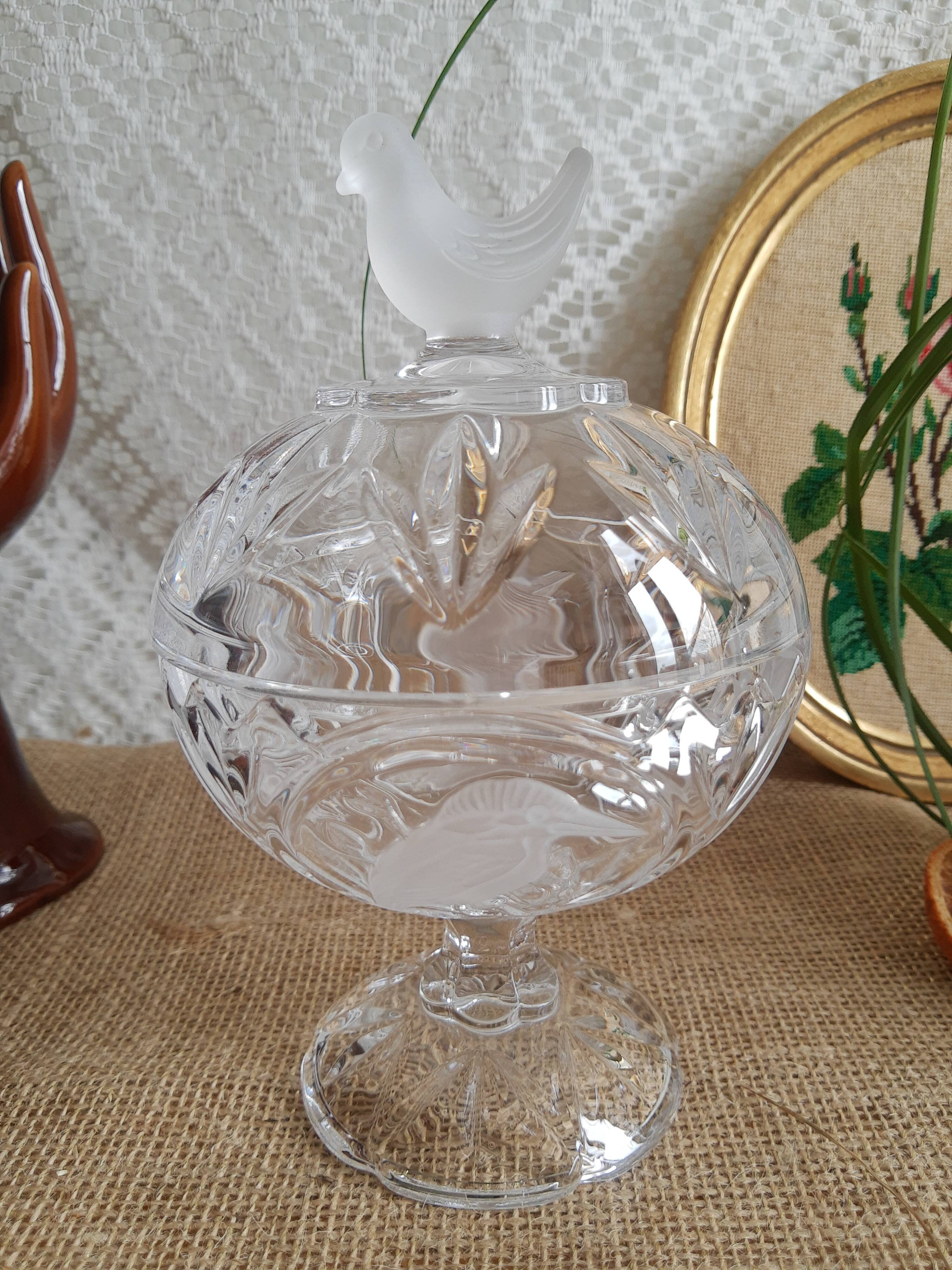 Bonbonnière in Cristal d'Arques Model Les Passereaux Oiseaux Dépoli