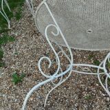 Salon de jardin ancien en fer plein milieu xxeme