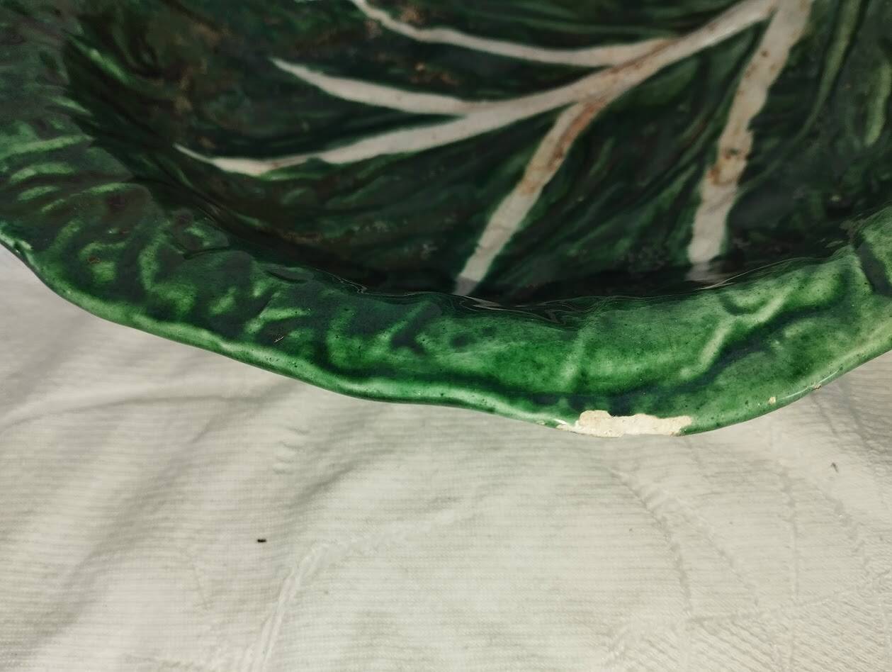 Large cabbage leaf plate Gerber – French barbotine – decorative piece