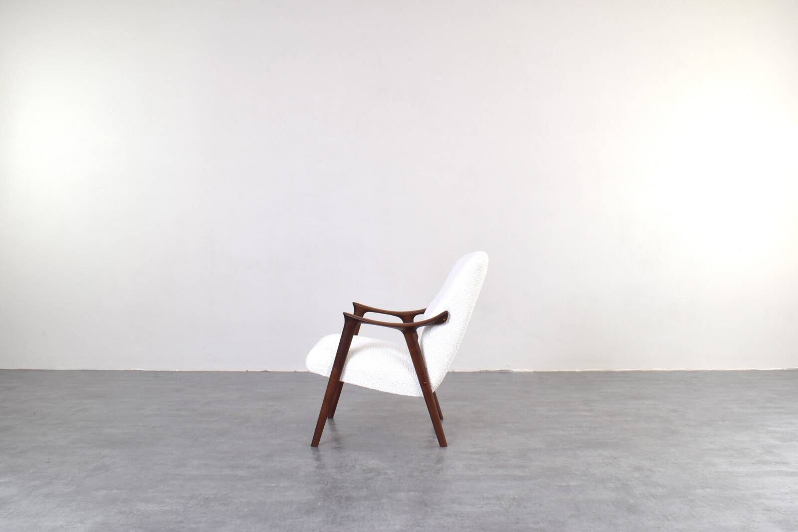 Mid-Century „Tenor” Teak & Boucle Armchair from Møre Lenestolfabrikk, 1960s