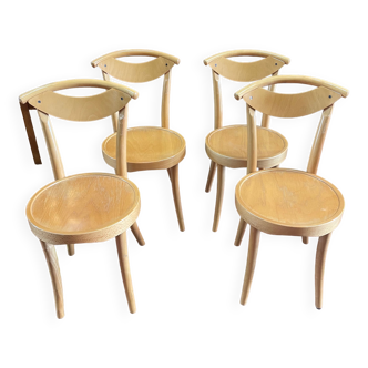 Lot de quatre chaises Baumann