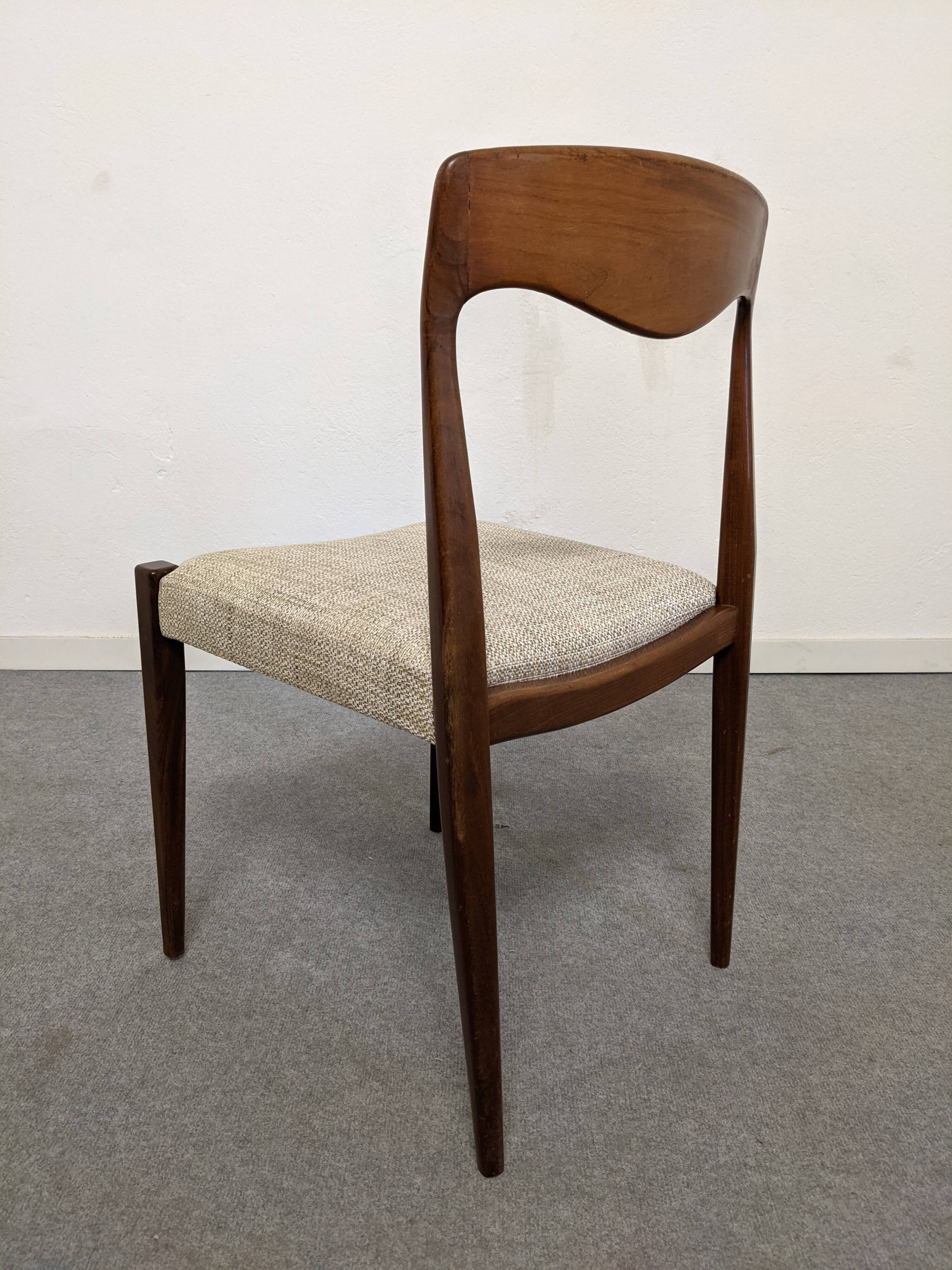 Set of 6 Danish chairs from the 70