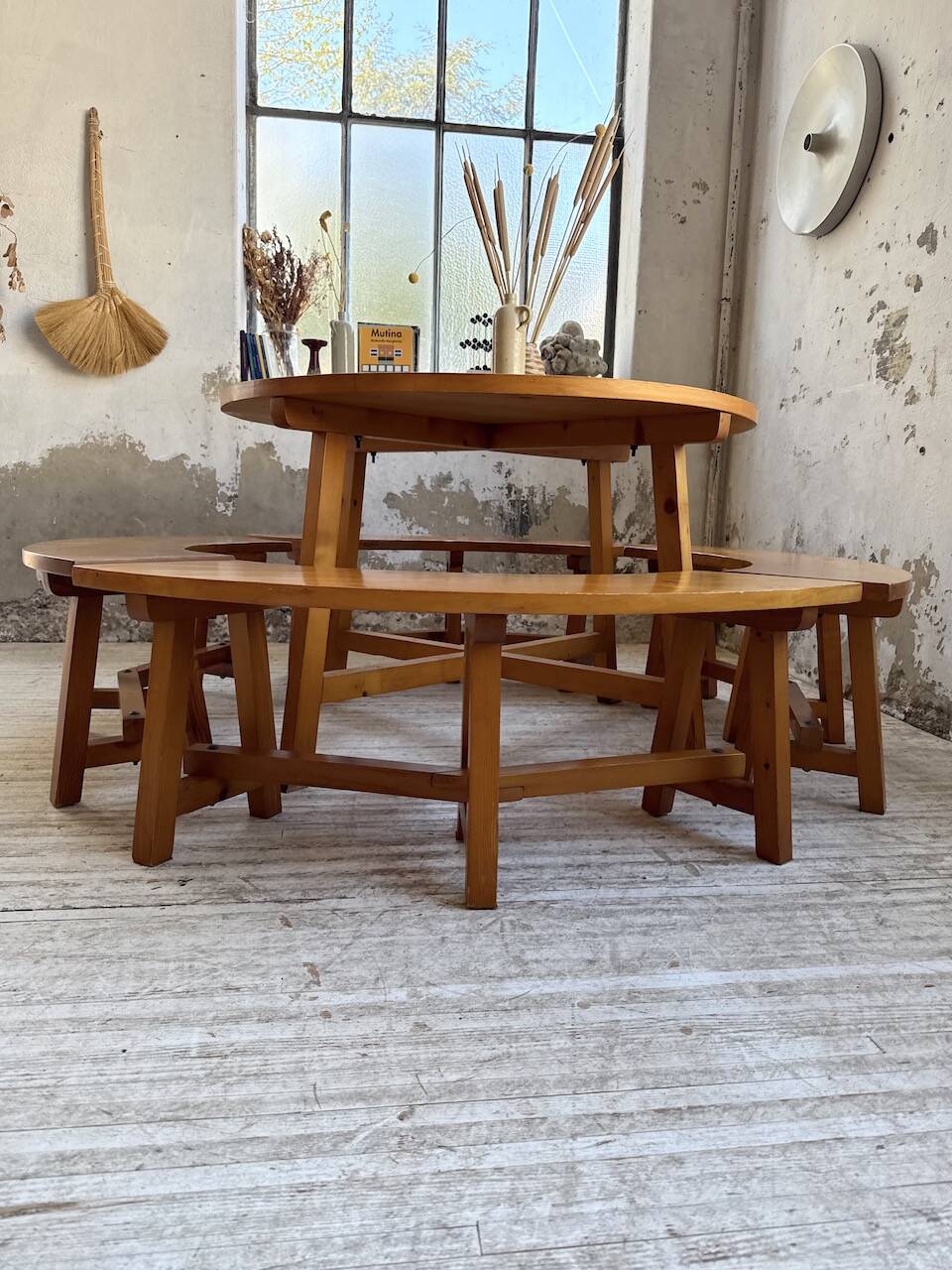 Set of round table and 4 rounded benches, 1950