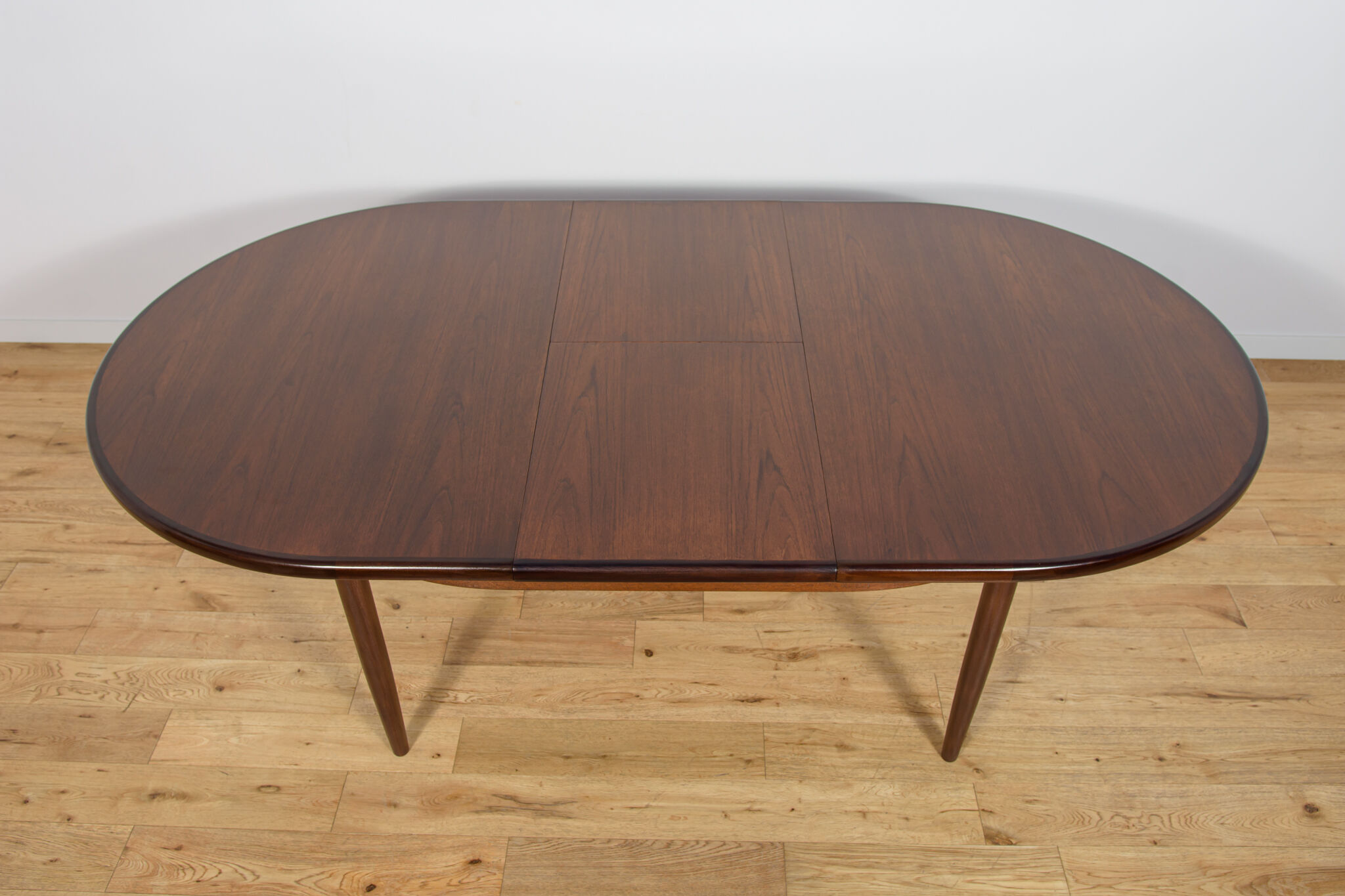 Mid-century modern teak oval dining table from G-Plan, United Kingdom, 1960s