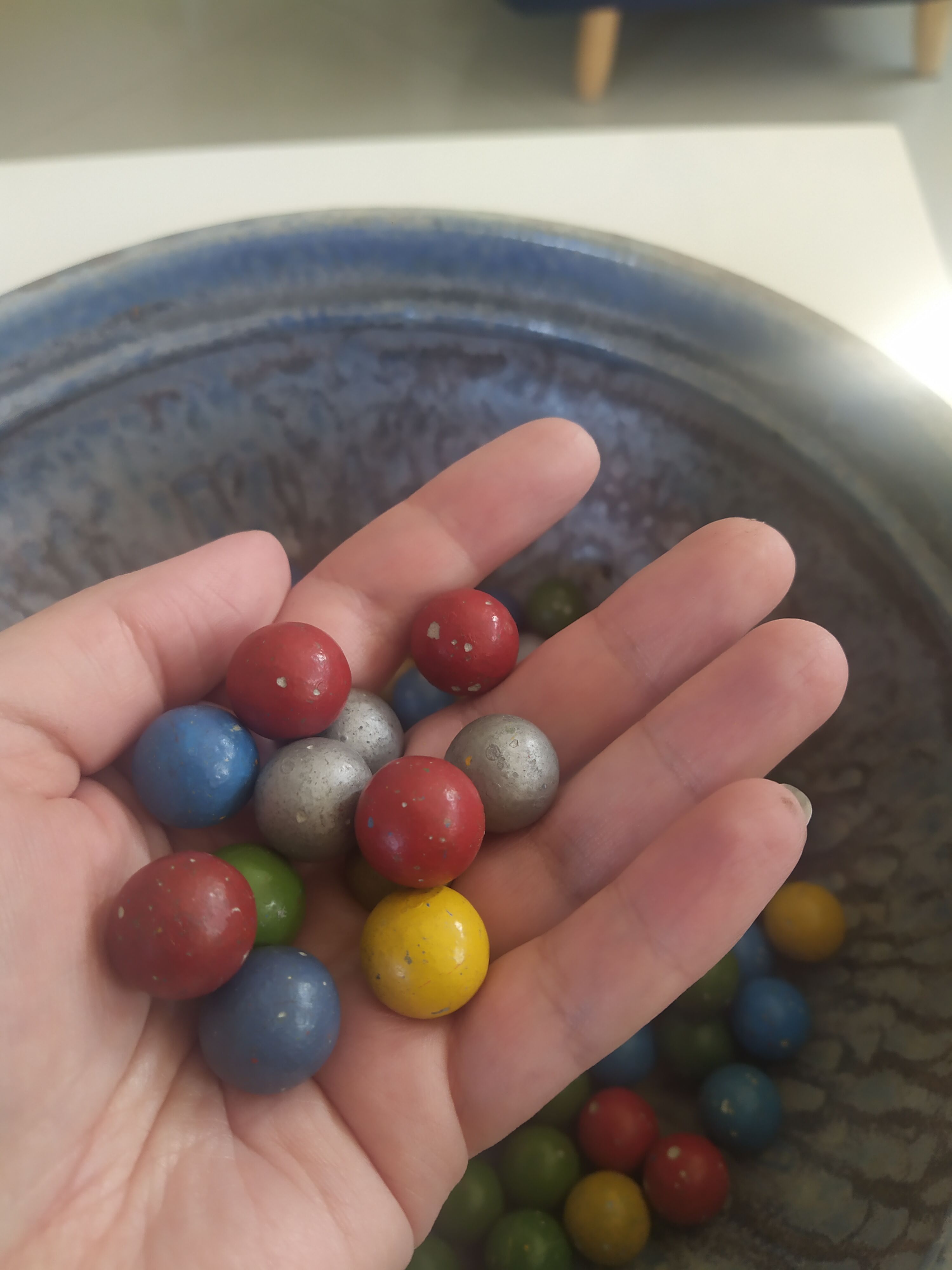 Set of 149 old marbles