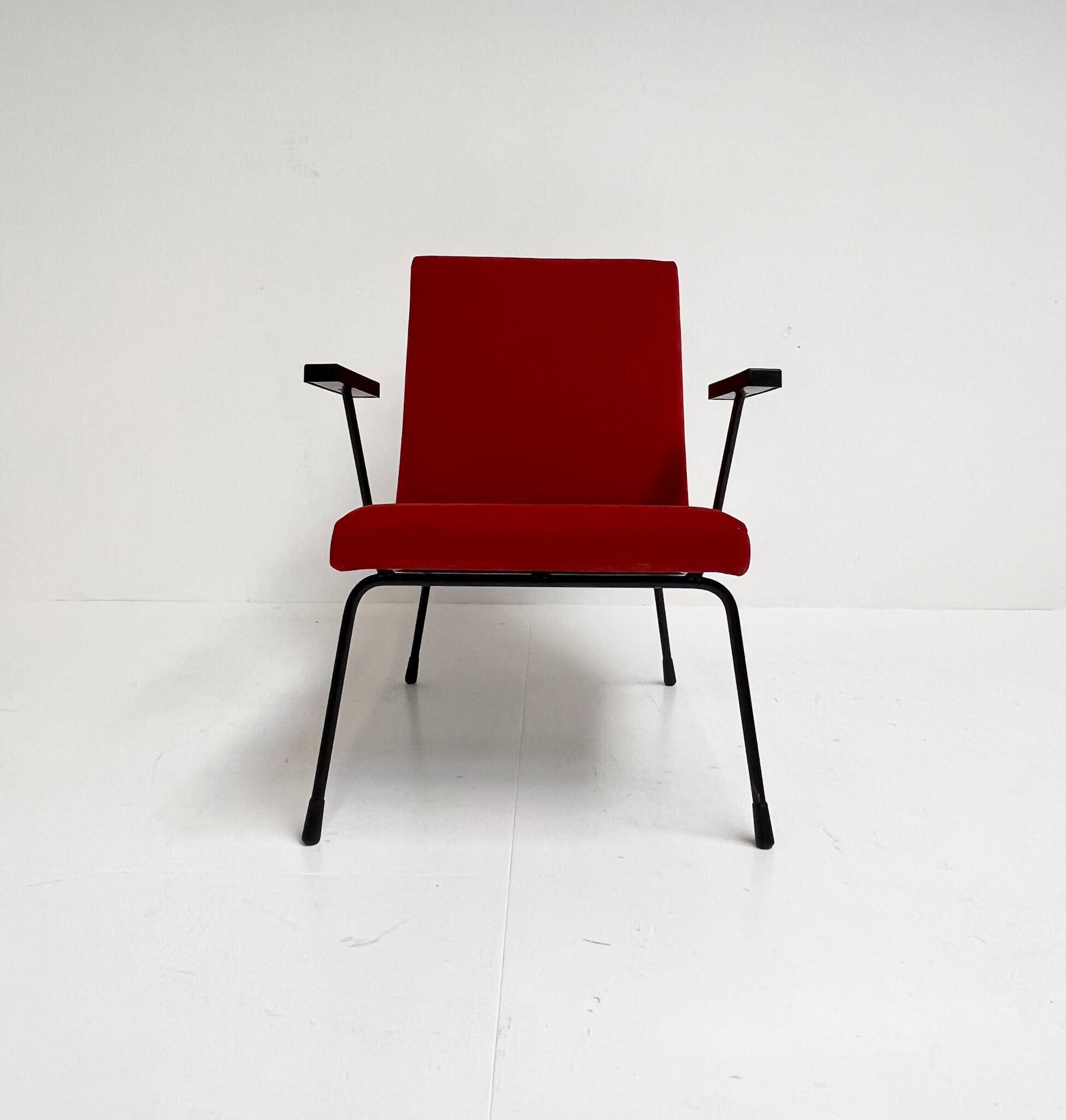 Gispen 1407 armchair by Wim Rietveld, 1954