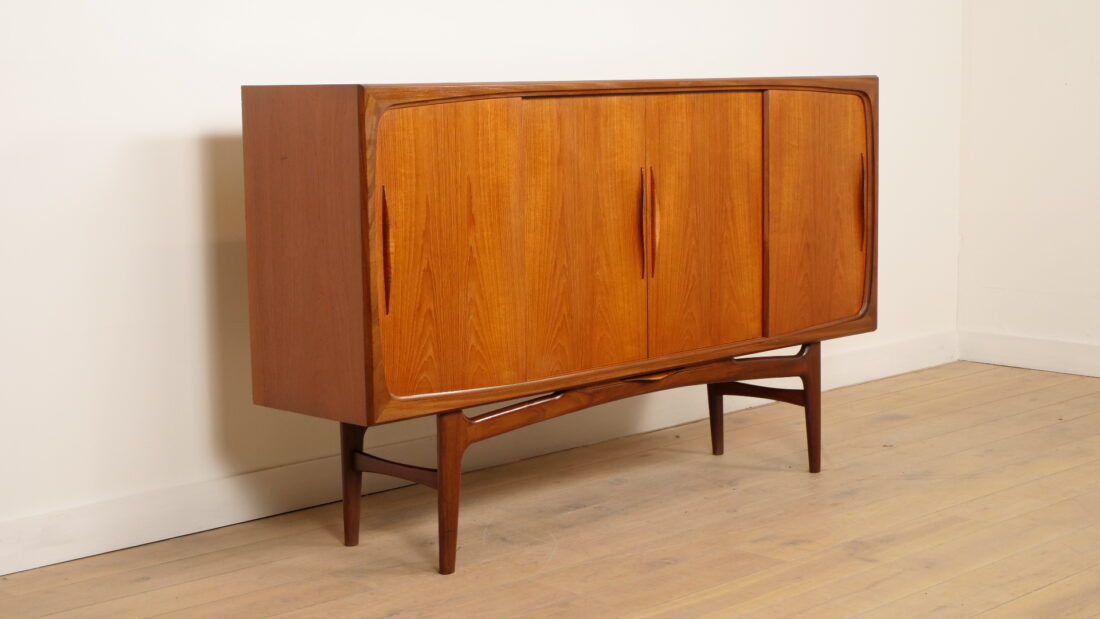 Vintage highboard | Johannes Andersen | Danish design | Teak