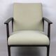 Fauteuil beige velvet années 1970