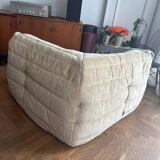 Canapé d’angle Togo ligne Roset en tissu velours beige
