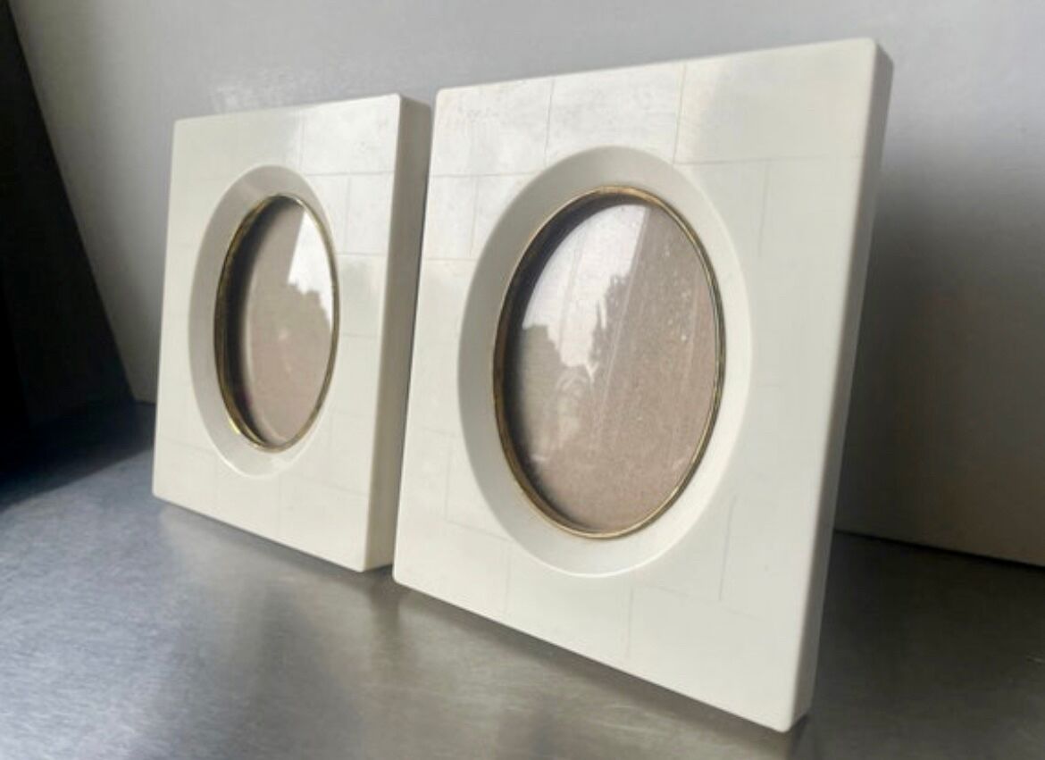 Pair vintage bakelite frames 14.5 cm x 12.5 cm glass 8.5 cm x  6 cm