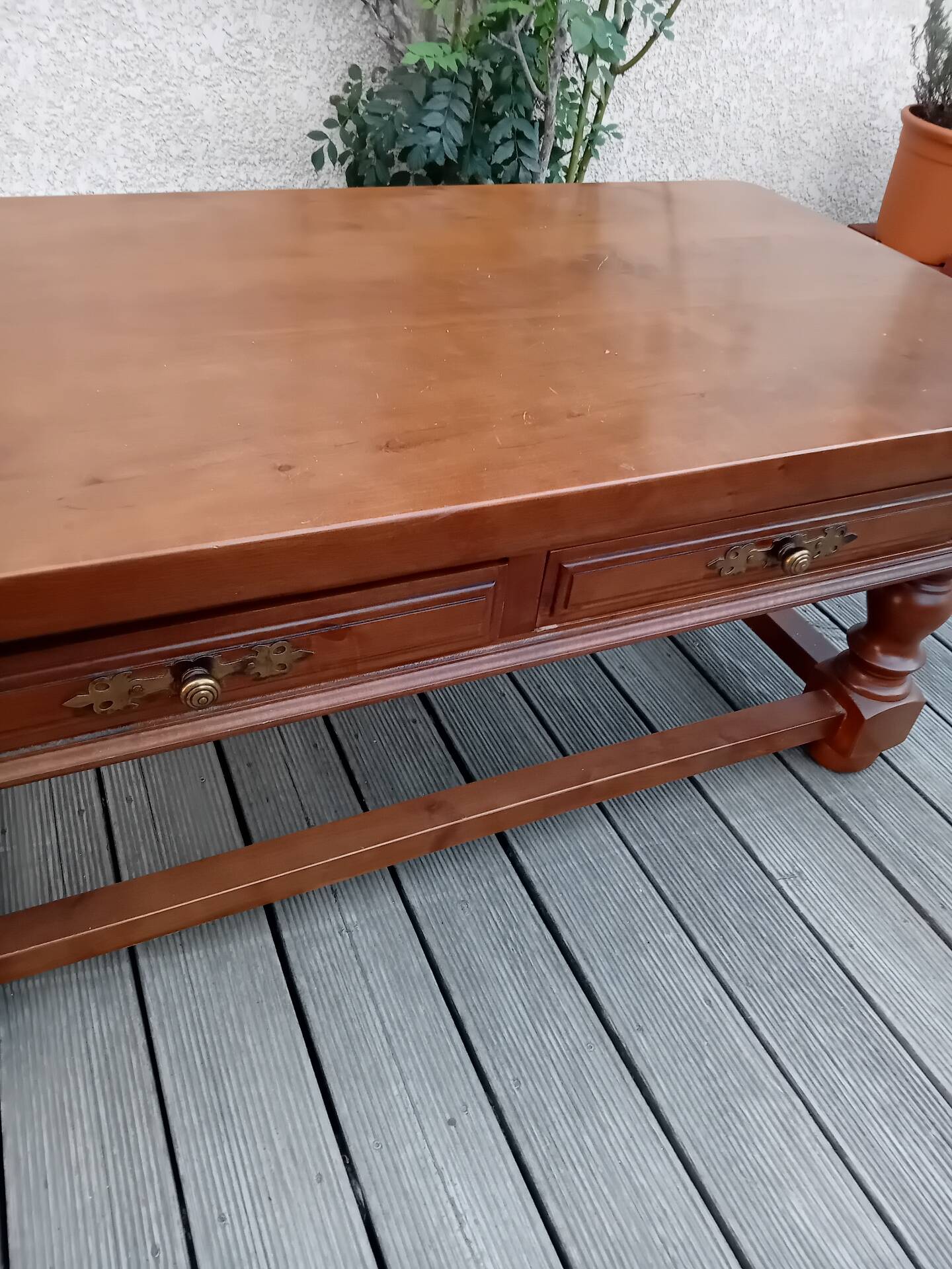 Coffee table
