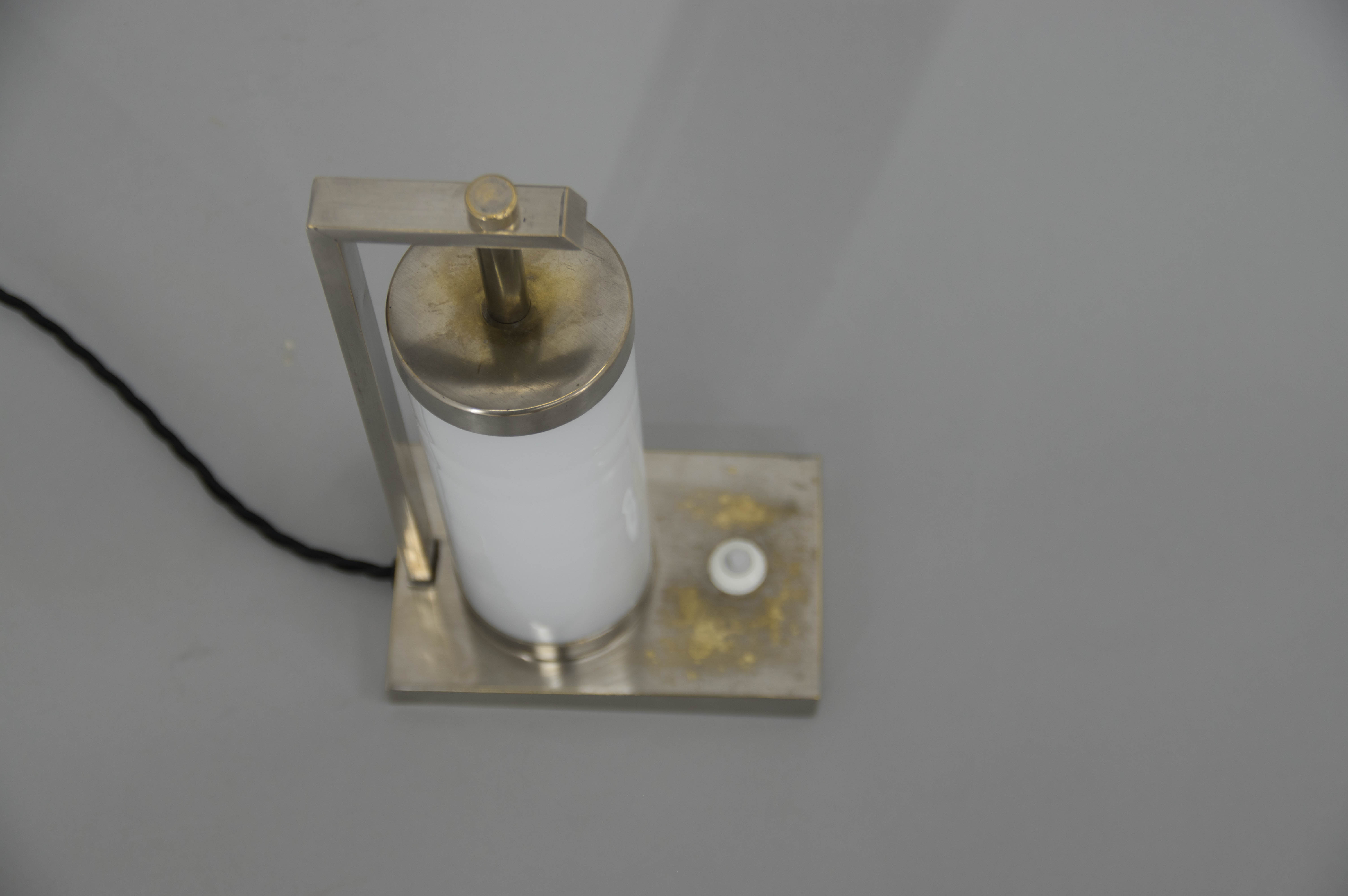 Bauhaus / functionalist table or bedside lamp, 1930s