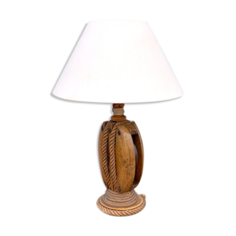 Table lamp