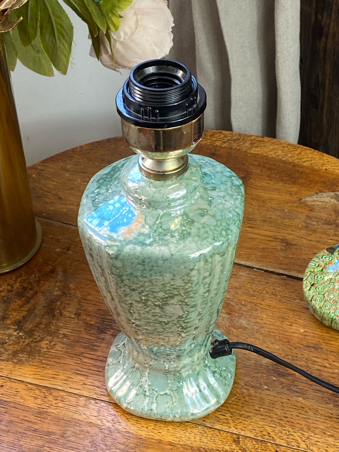 Marbled porcelain lamp base