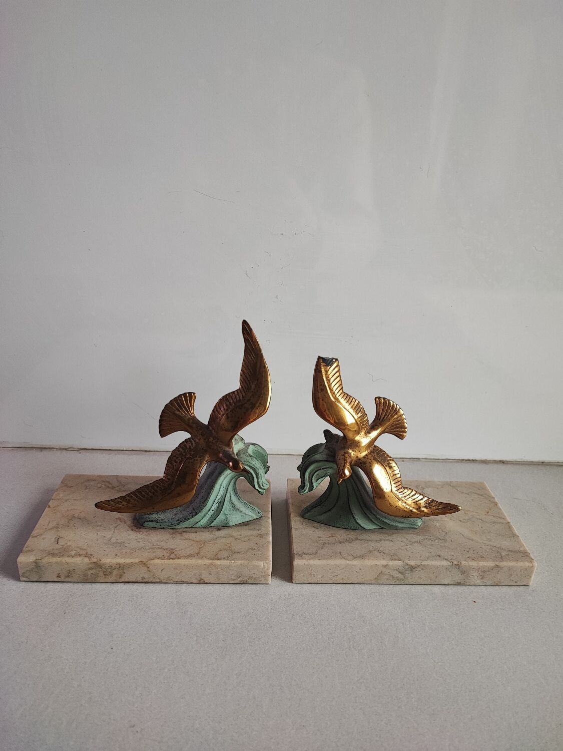 Pair of greenhouses books art deco birds