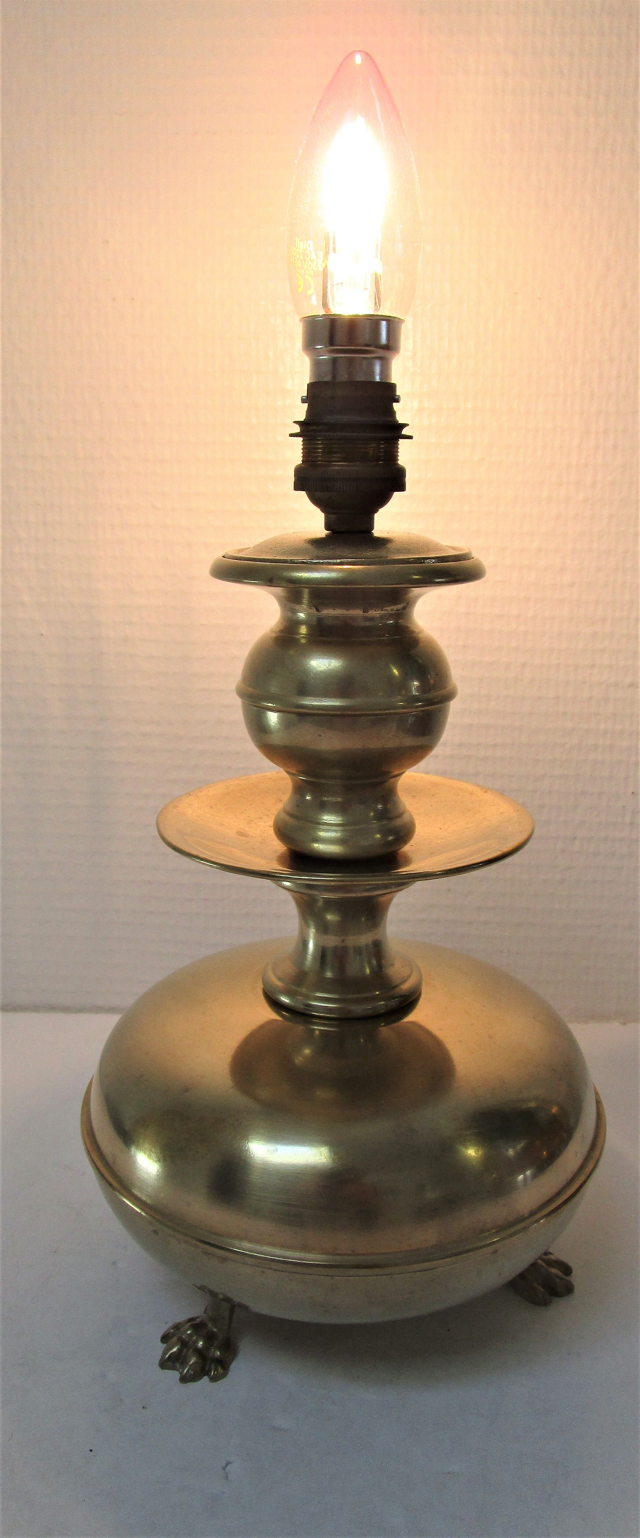 Early 20th century brass tripod tripod lamp foot