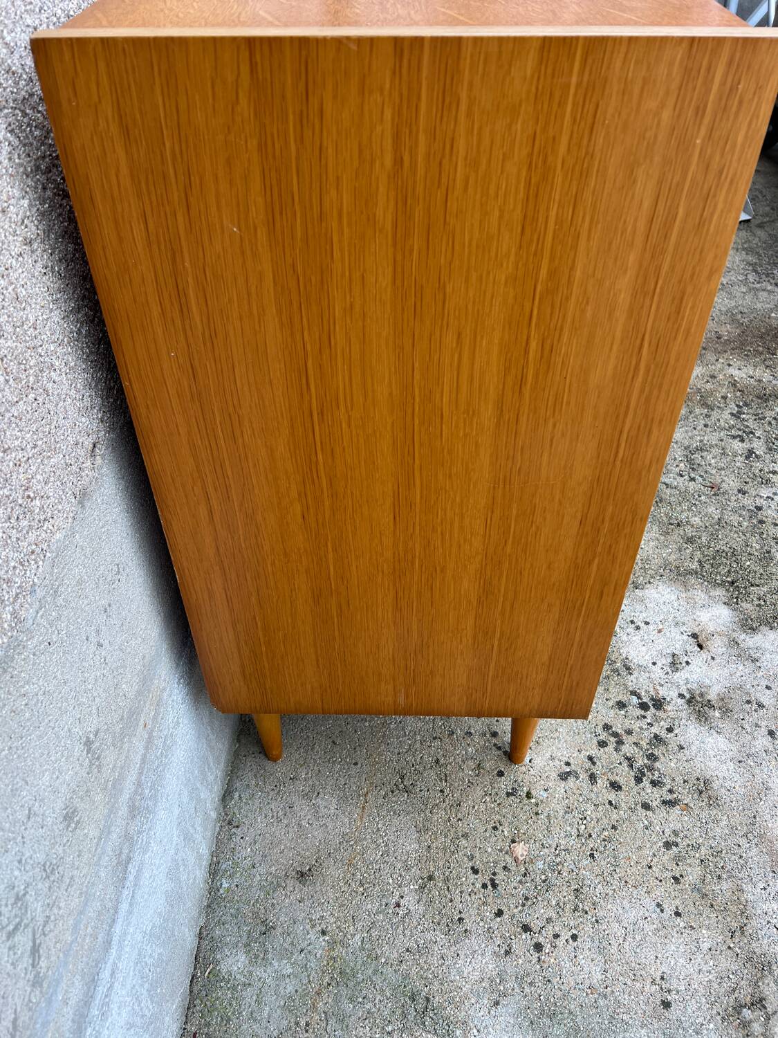 Vintage chest of drawers