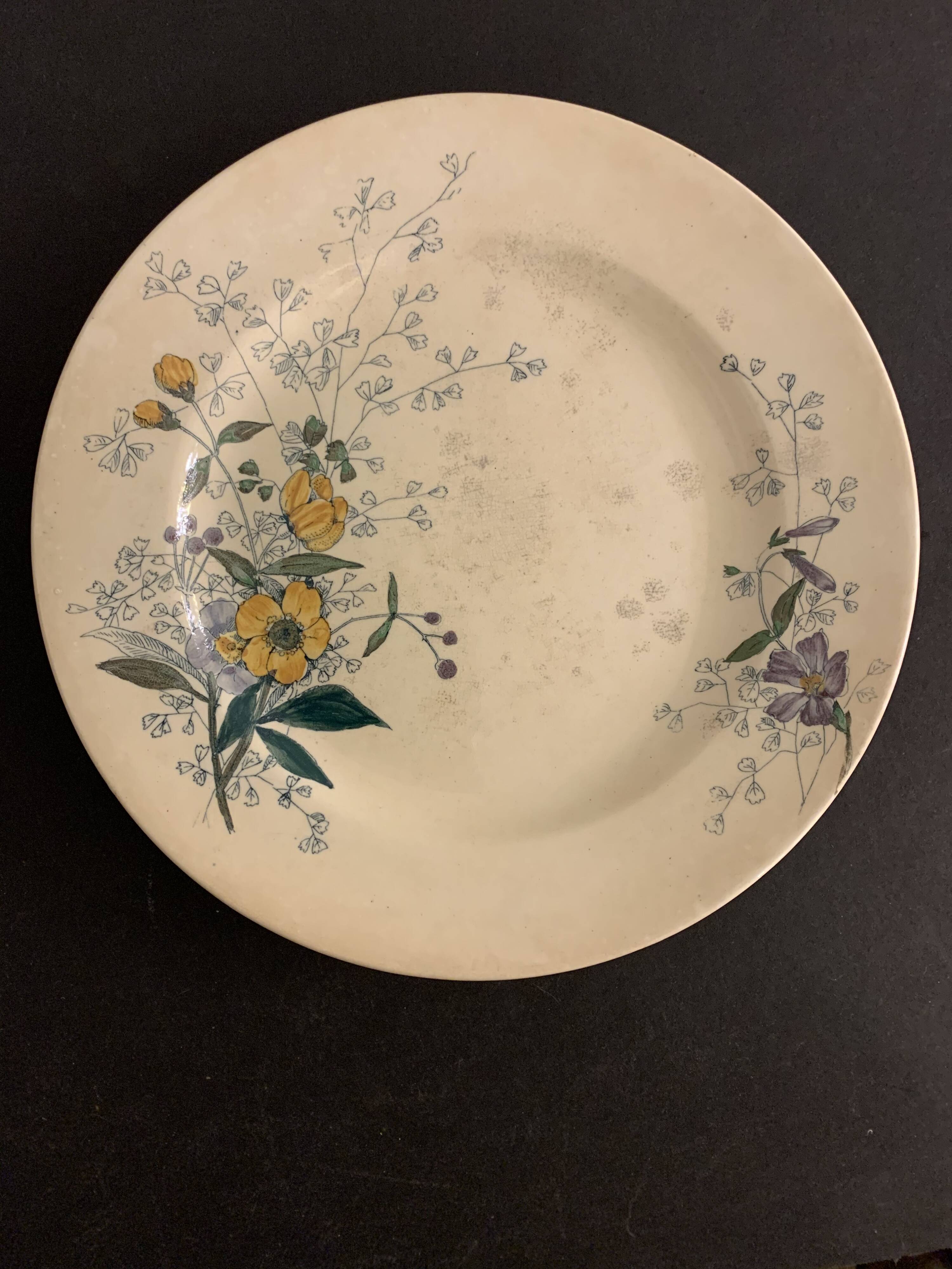 12 old polychrome flat plates Jules Vieillard Bordeaux, 19th century