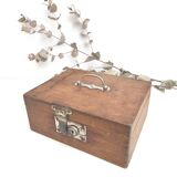 Small box vintage wooden box