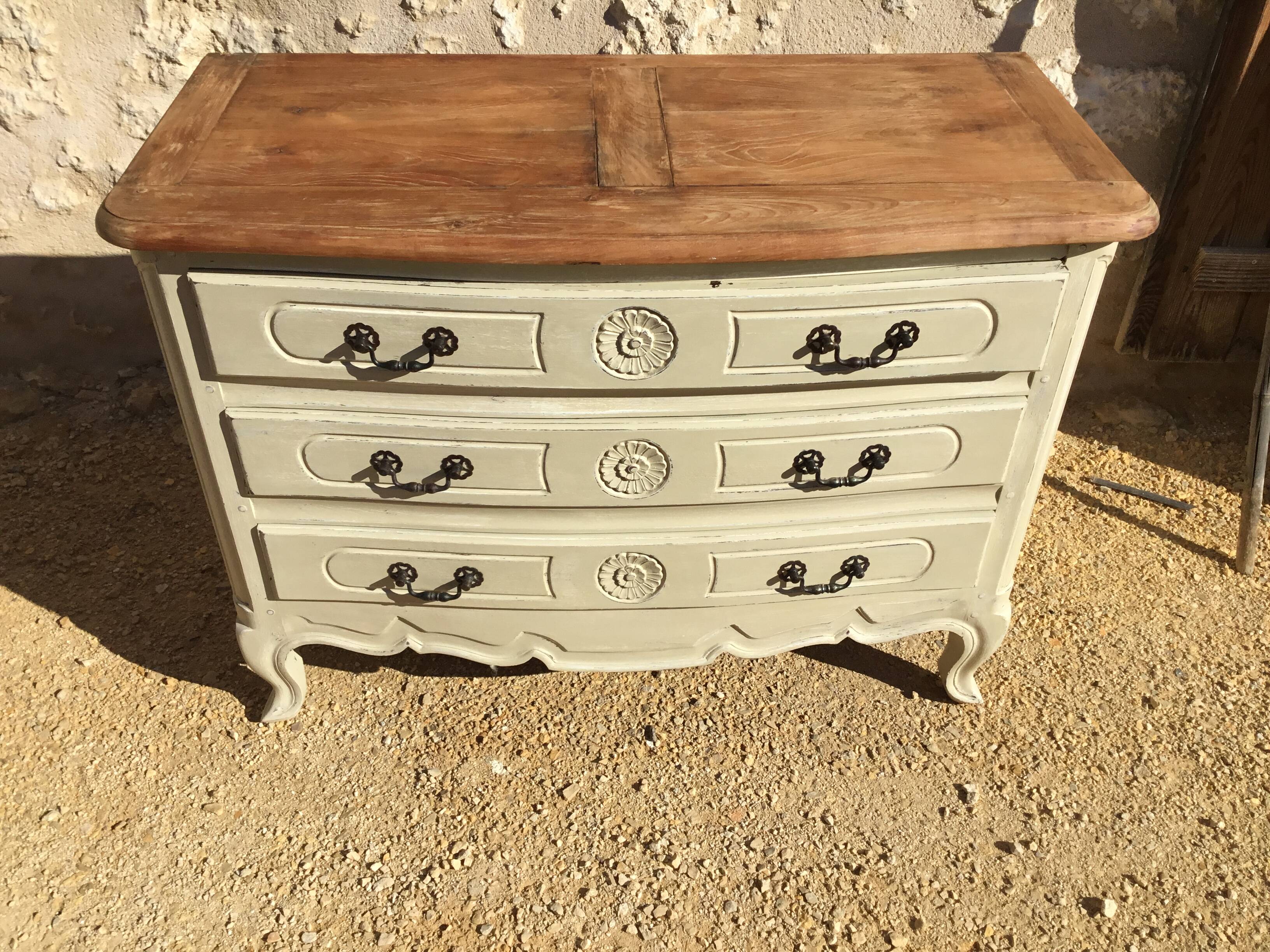 Louis XV style chest of drawers, patinated and waxed, natural wood top