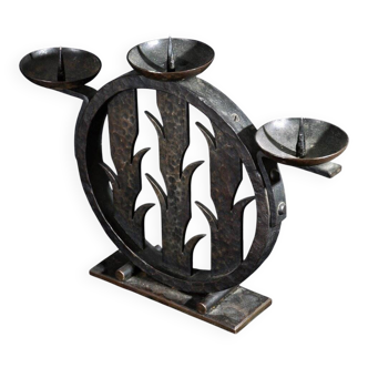 Bougeoir signé Michel Zadounaïsky en fer forgé martelé et riveté, circa 1940
