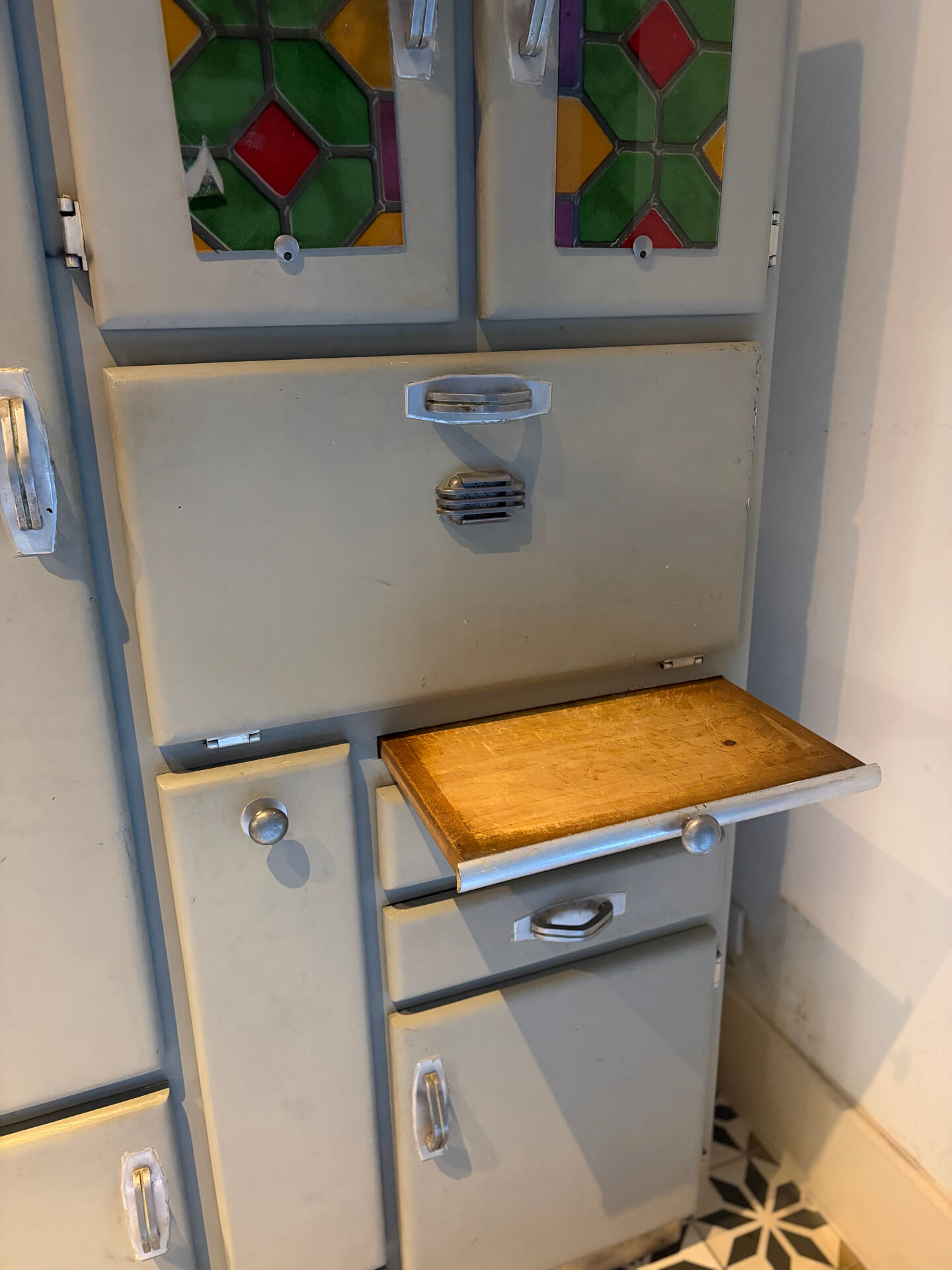 Vintage and original kitchen sideboard, 1950s/60s.