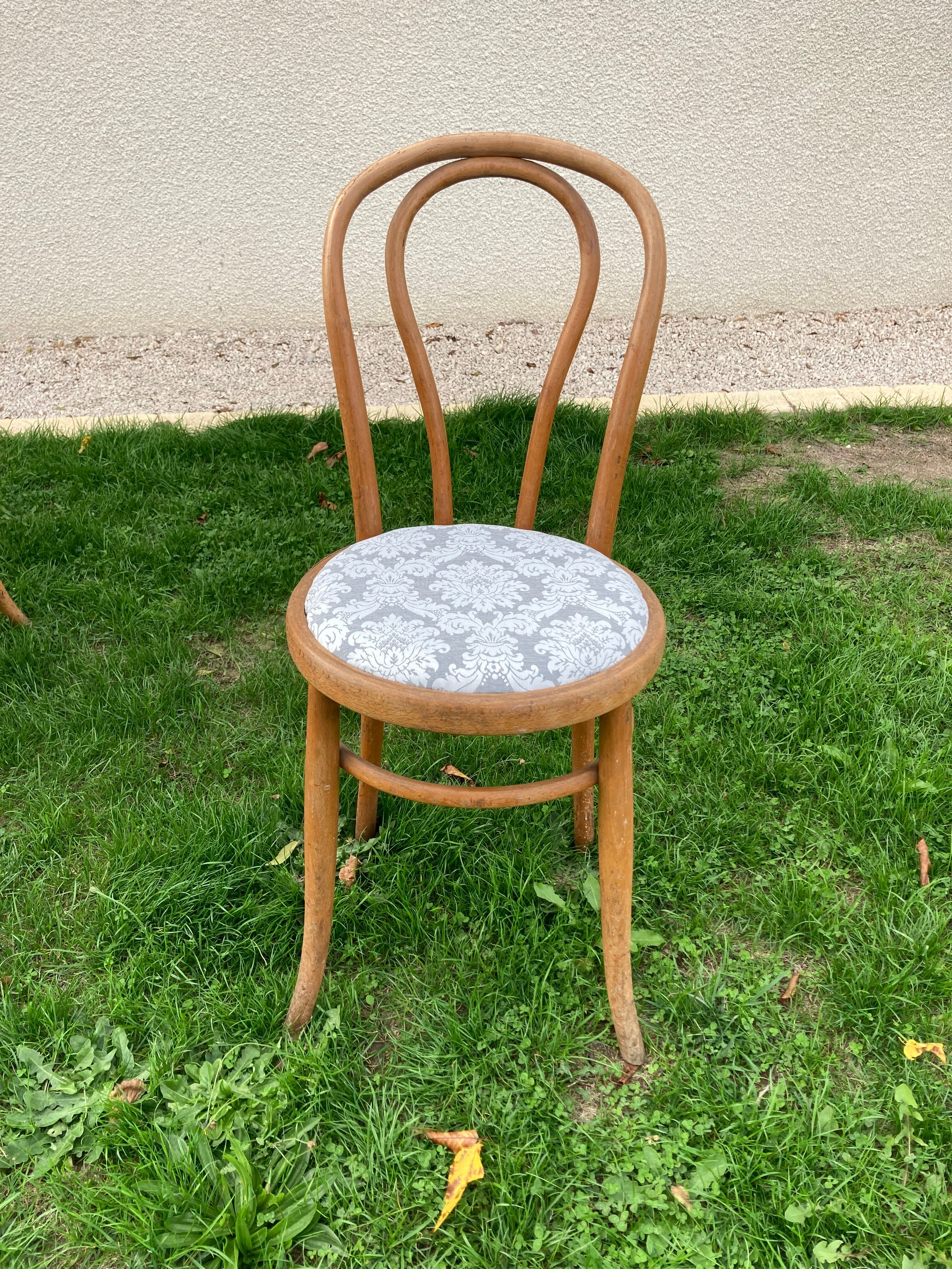 6 Fischel bistro chairs