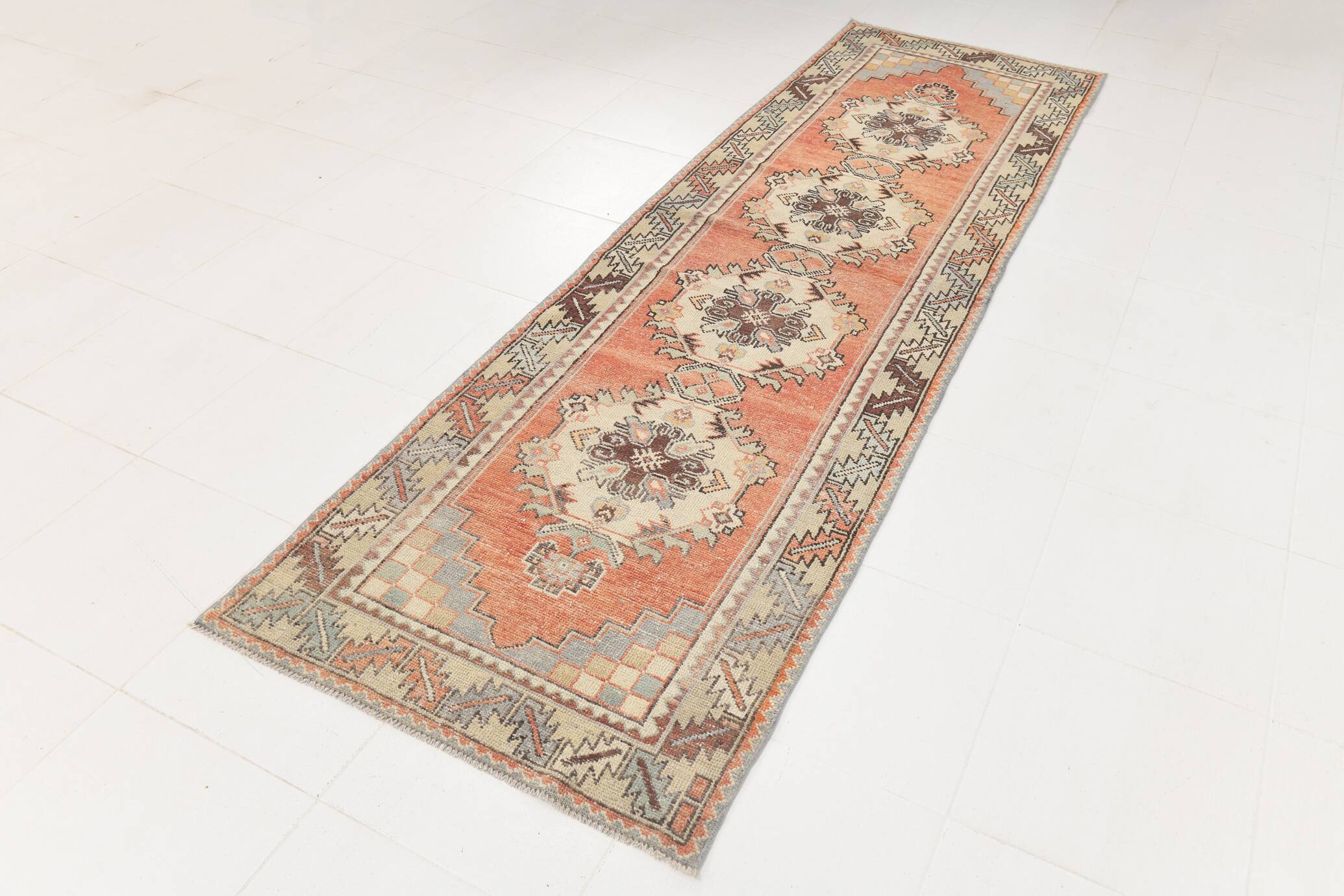 3x10 Turkish Runner Rug, 91x305Cm