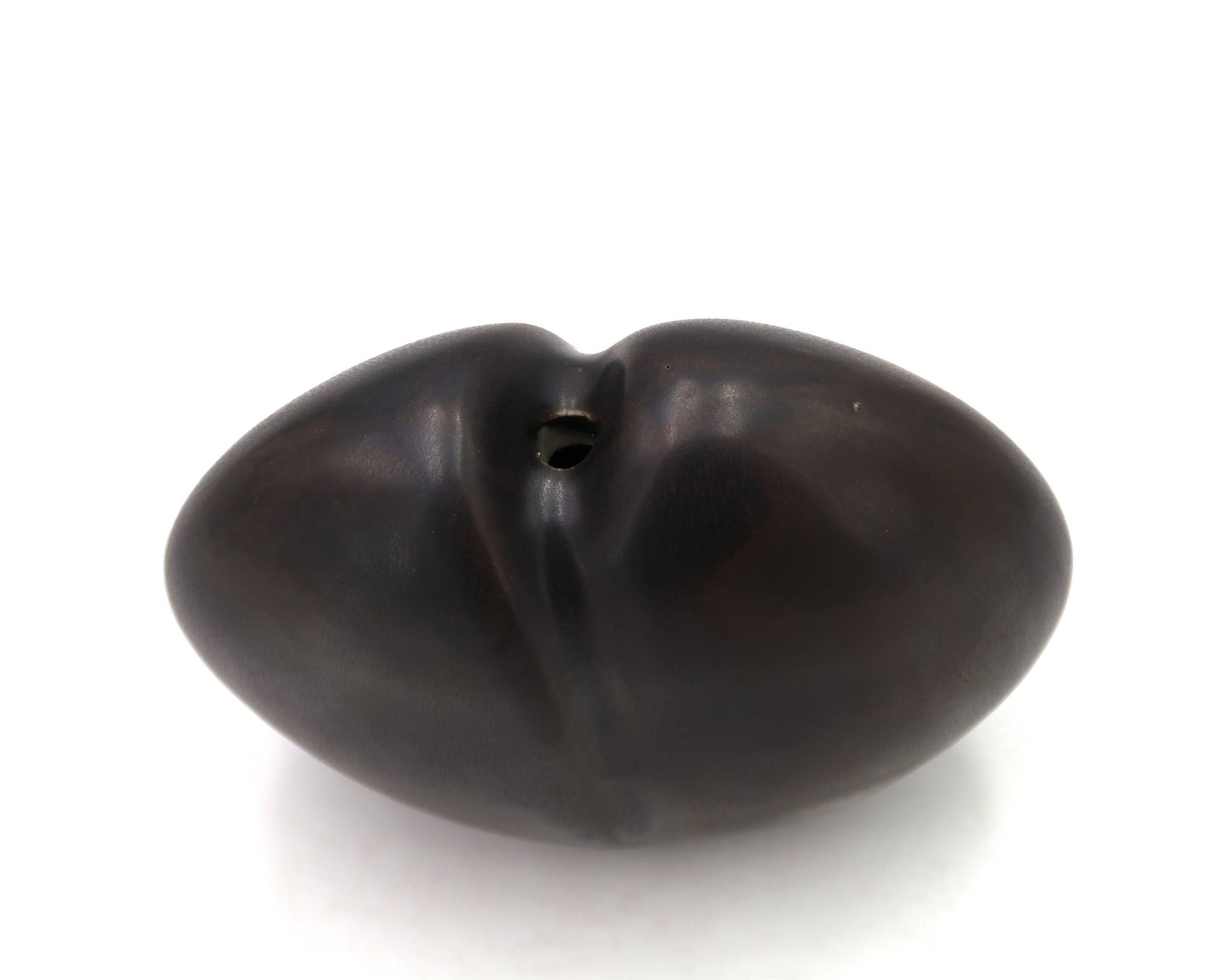 Vase noir en porcelaine de Jacqueline et Tim Orr, années 70