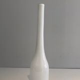 Vase en verre opalin blanc