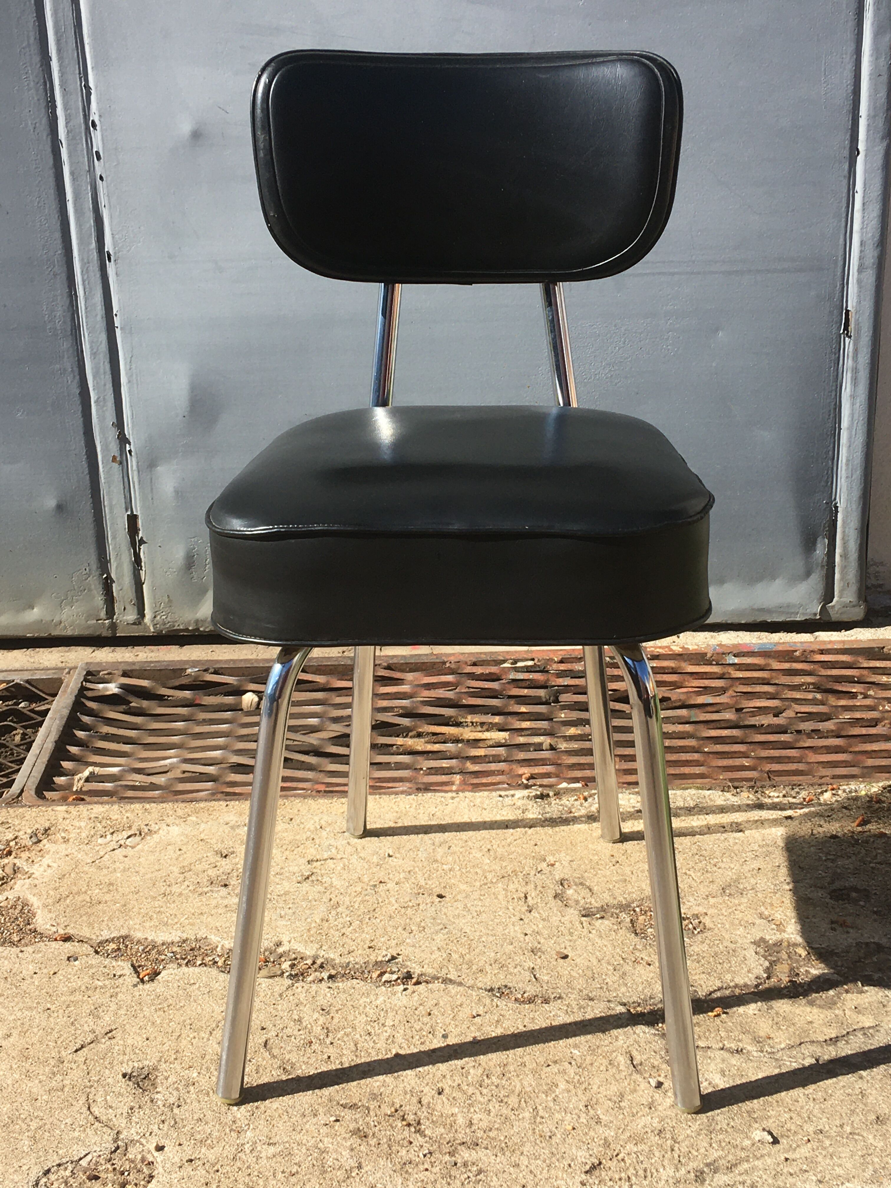 Pullman office chair