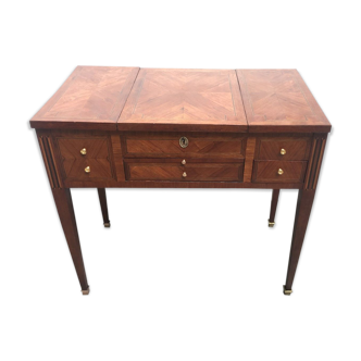 Louis XVI style powder