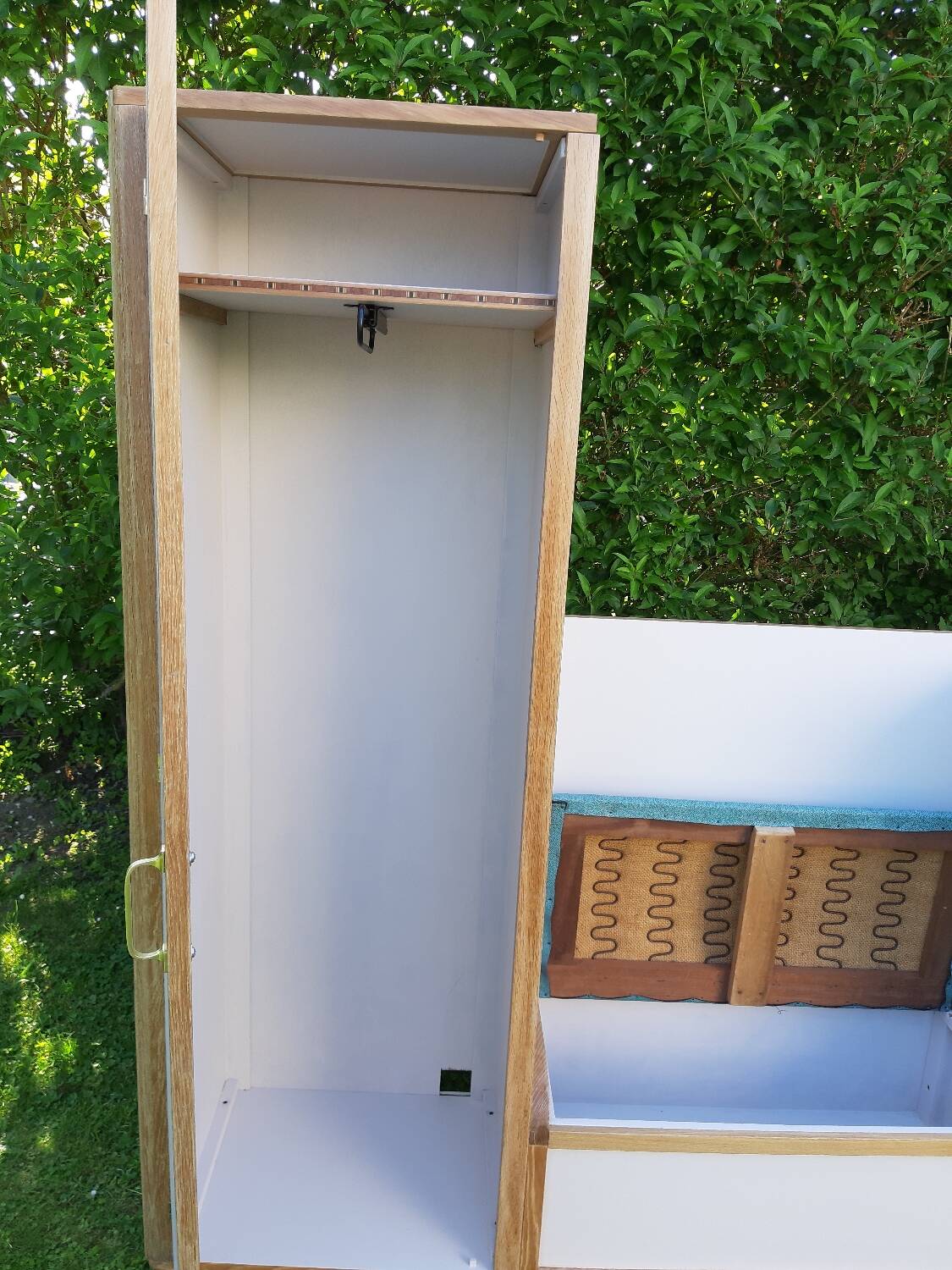 60s cloakroom furniture