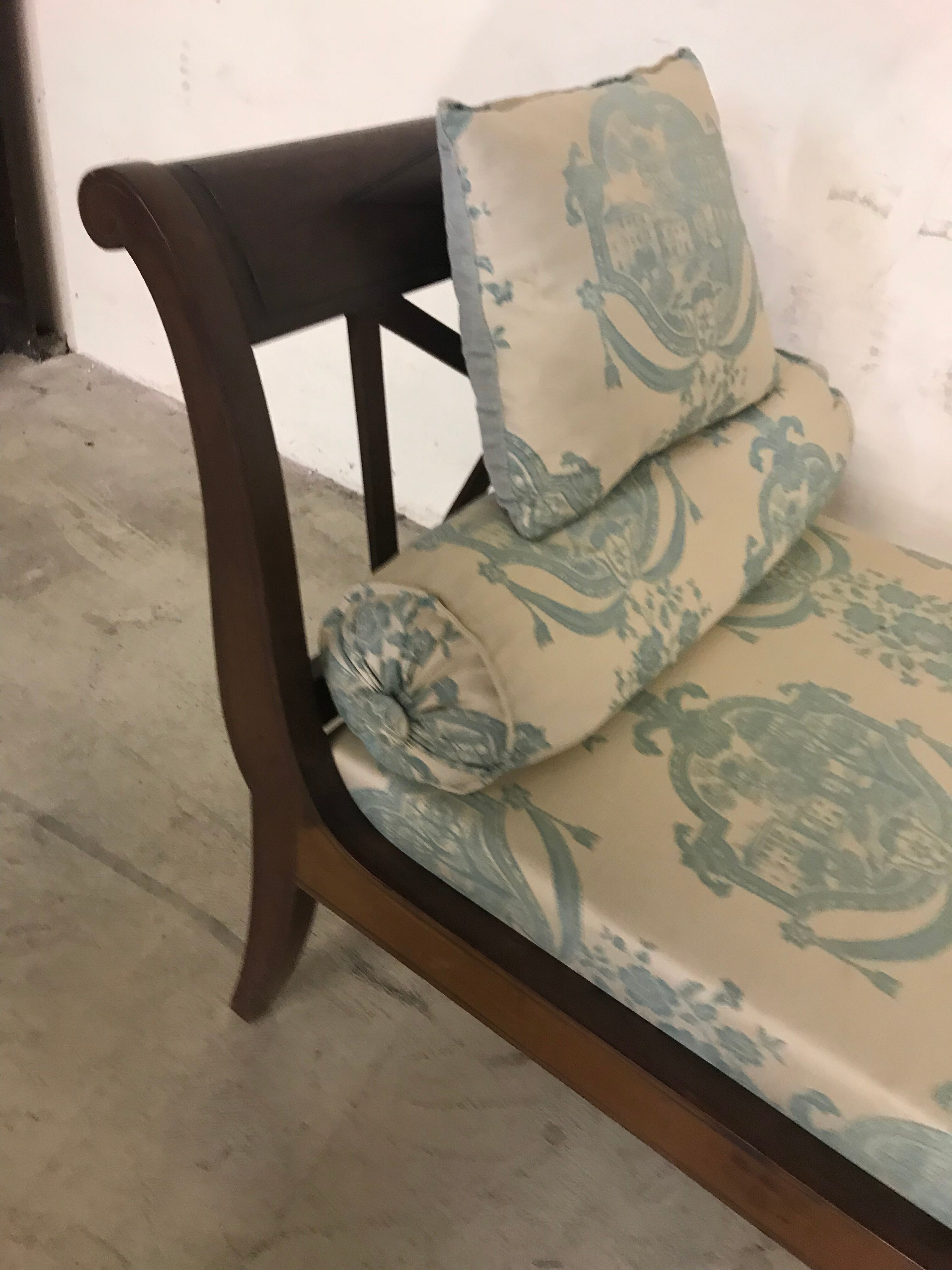 Meridian mahogany Board