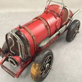 Model reproduction old car bugatti 1920 tin metal