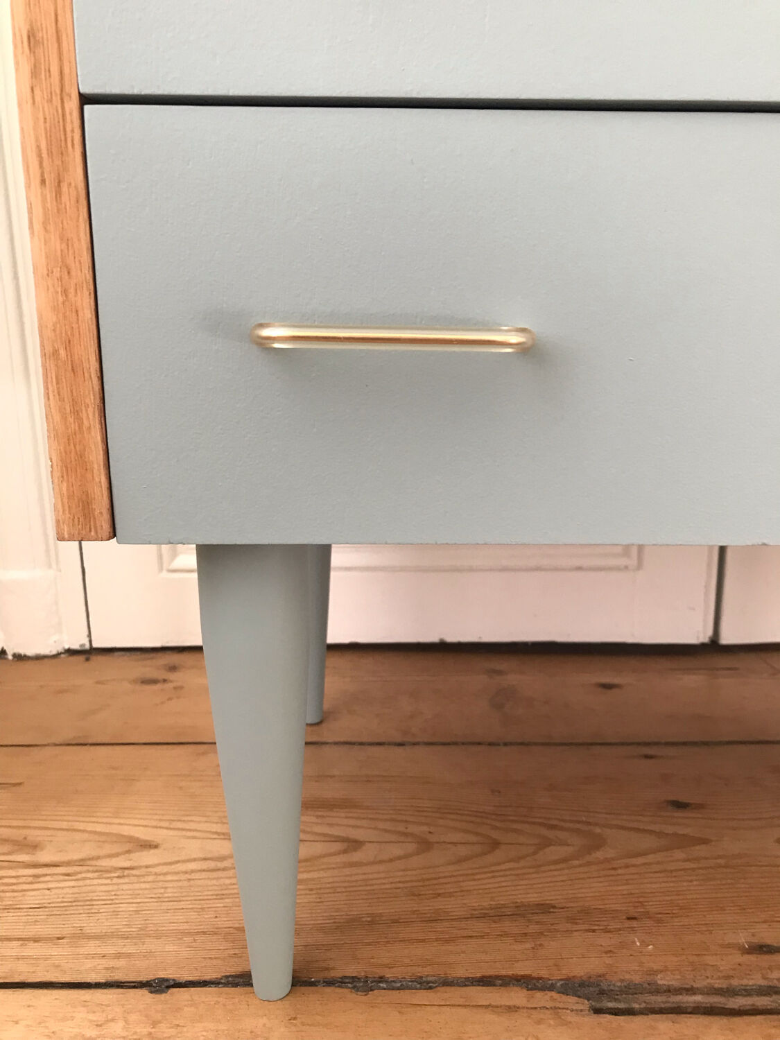 Vintage chest of drawers 4 drawers Almond from Resources