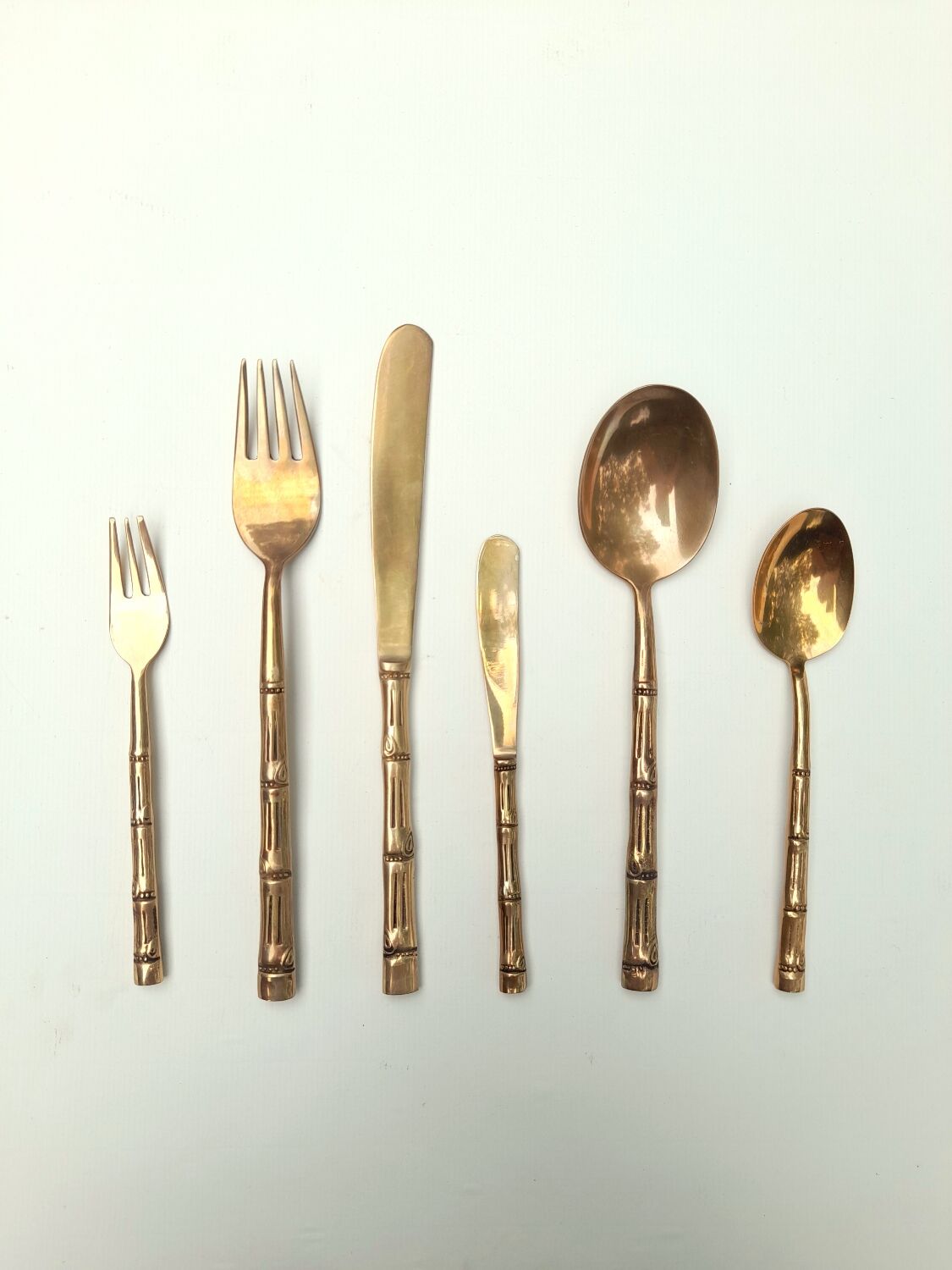 Service 12 person cutlery brass bamboo bronze