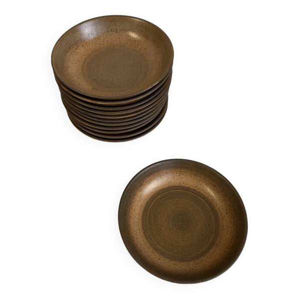 6 assiettes creuses en grès émaillé marron Longchamp, années 1970