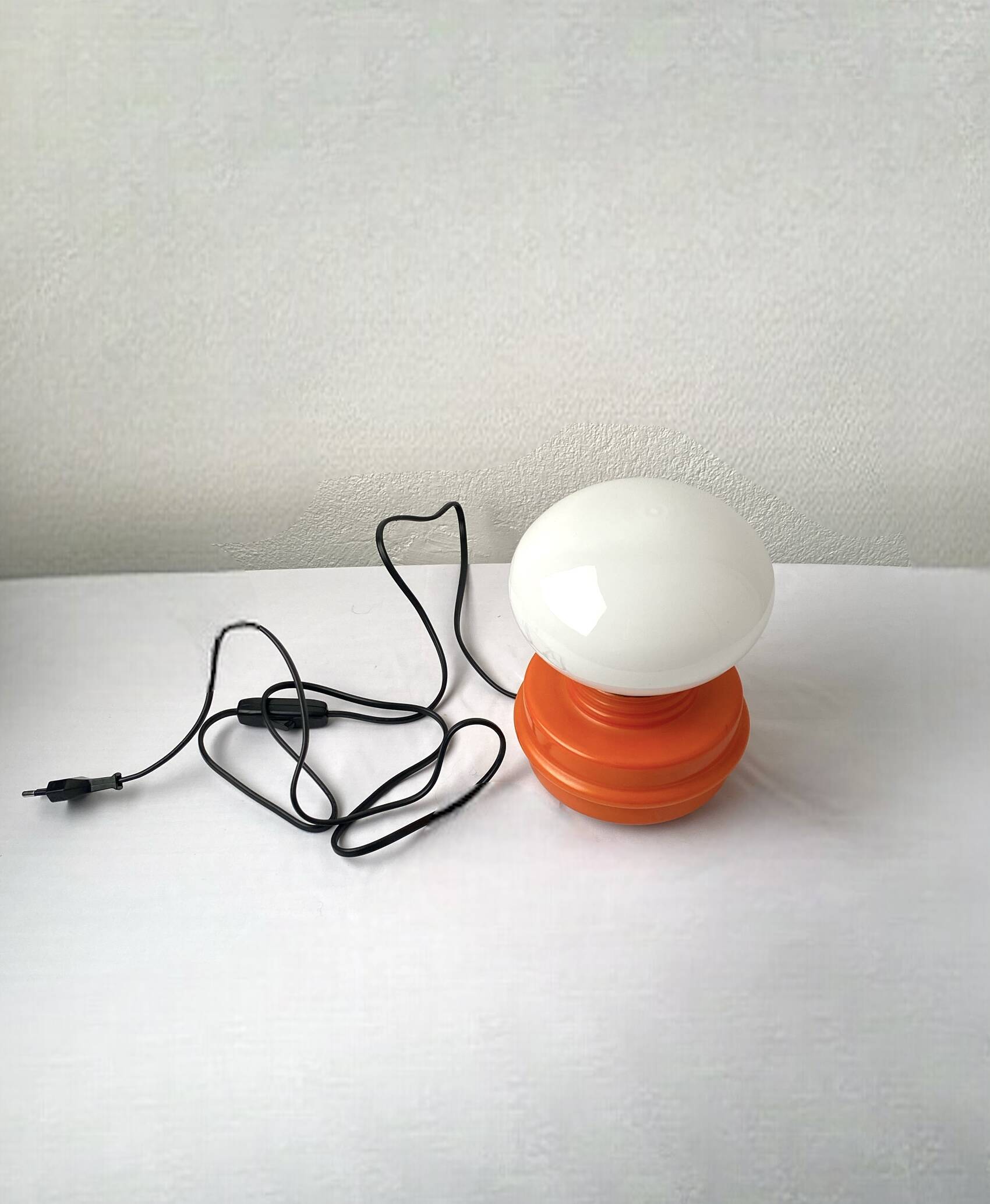Table lamp, opaline, vintage 70s