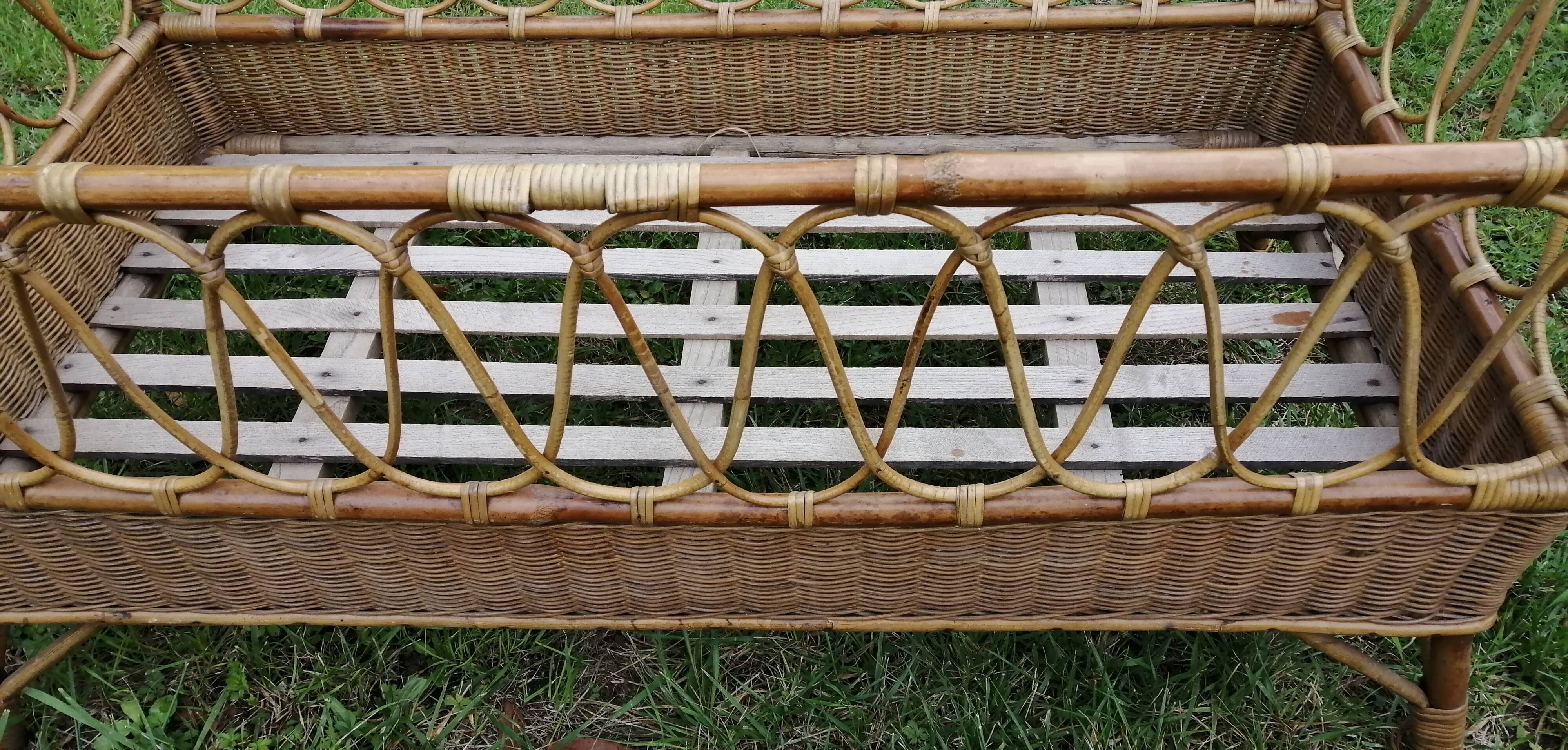 60s child rattan bed