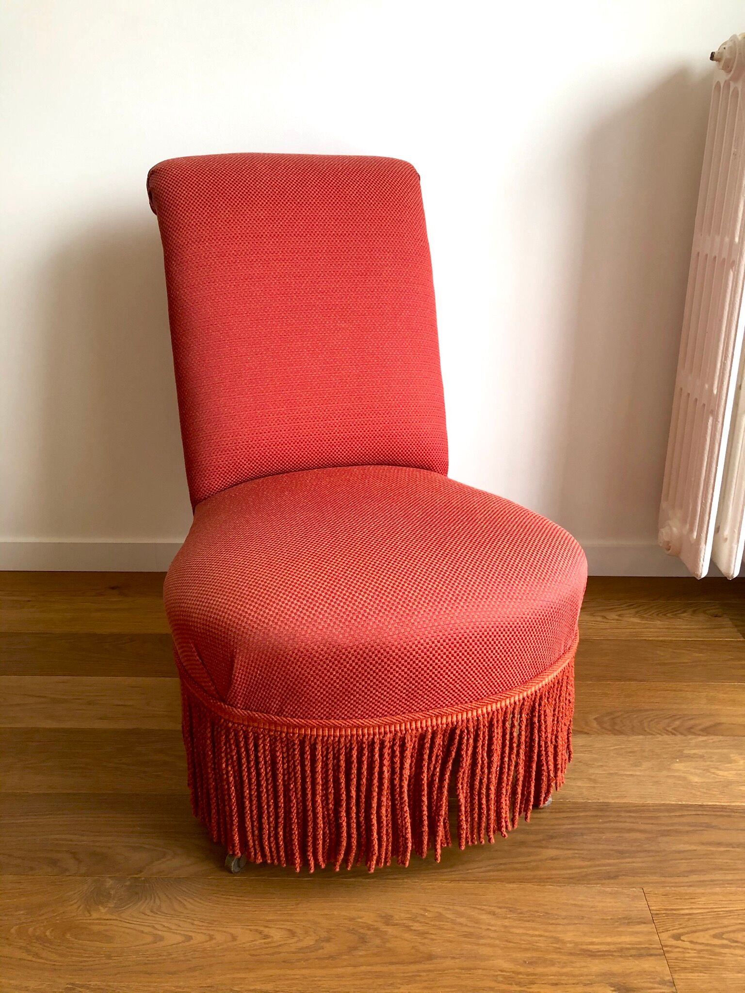 Red toad armchair