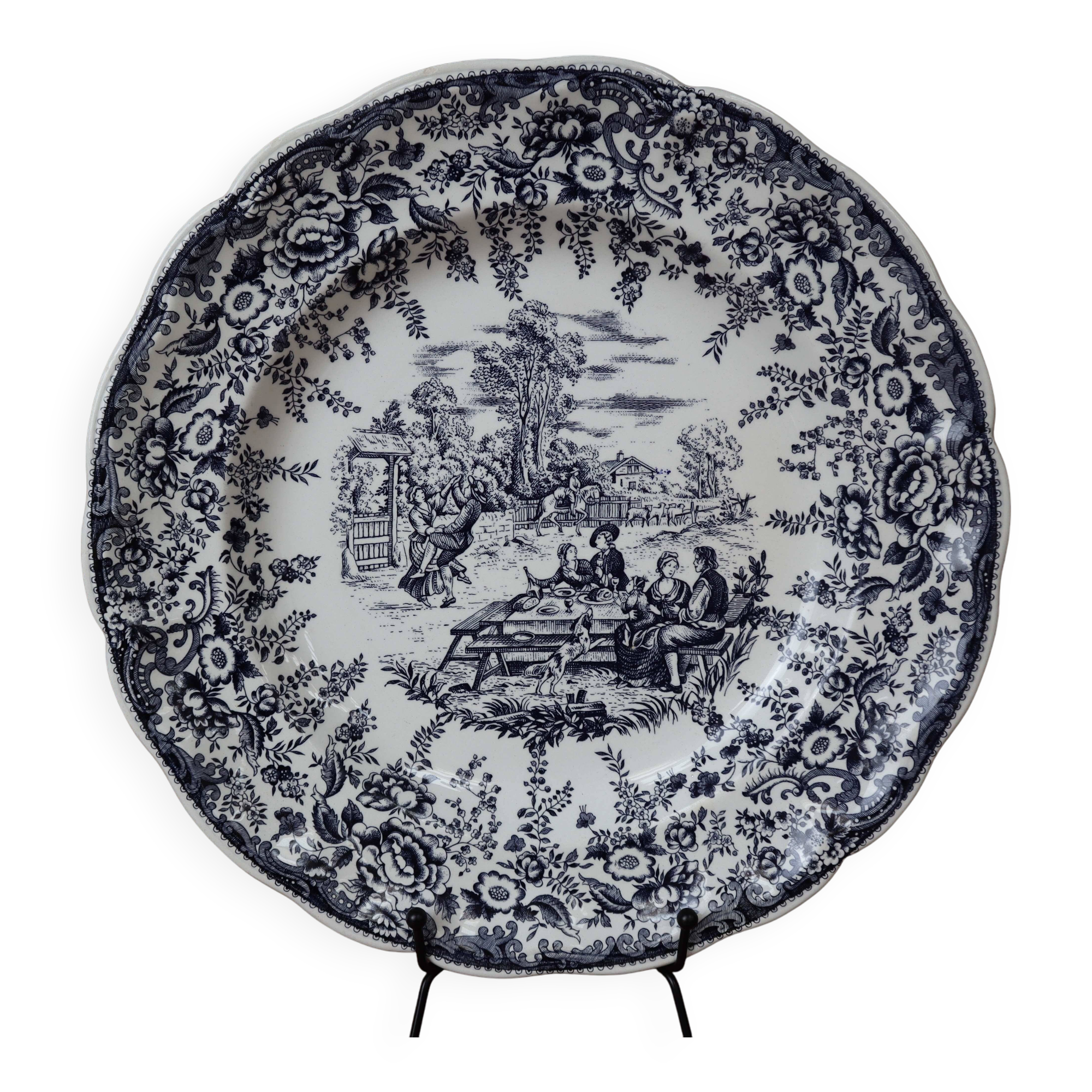 Round dish stamped Lunéville KG Tradition special grand feu