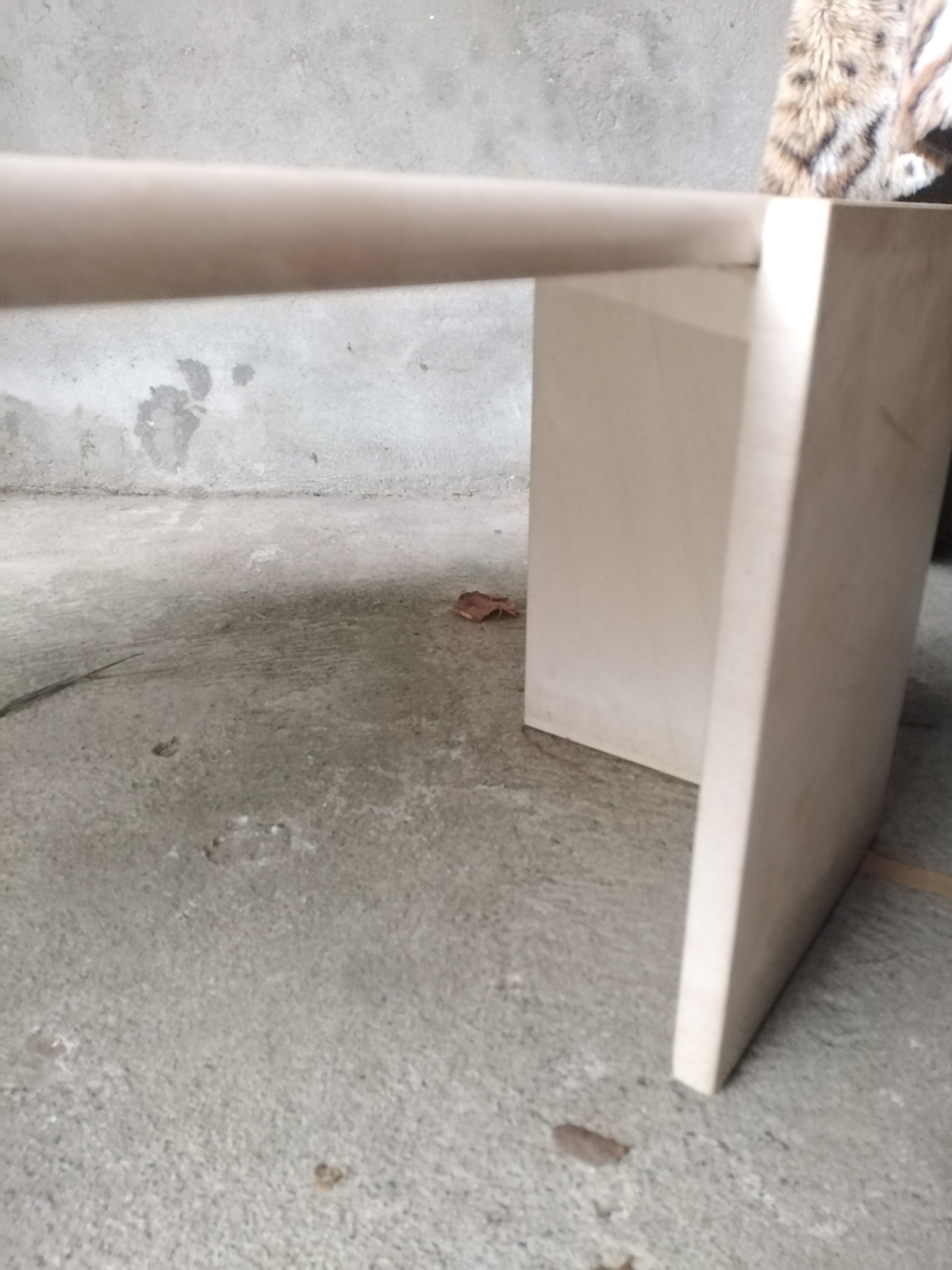 Eye-shaped coffee table