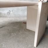 Eye-shaped coffee table