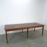 Grande table de salle à manger en bois