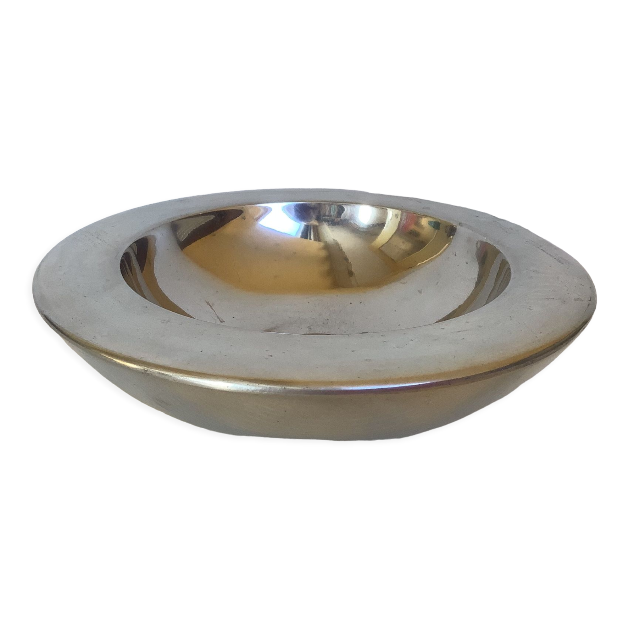 Empty chrome metal pocket