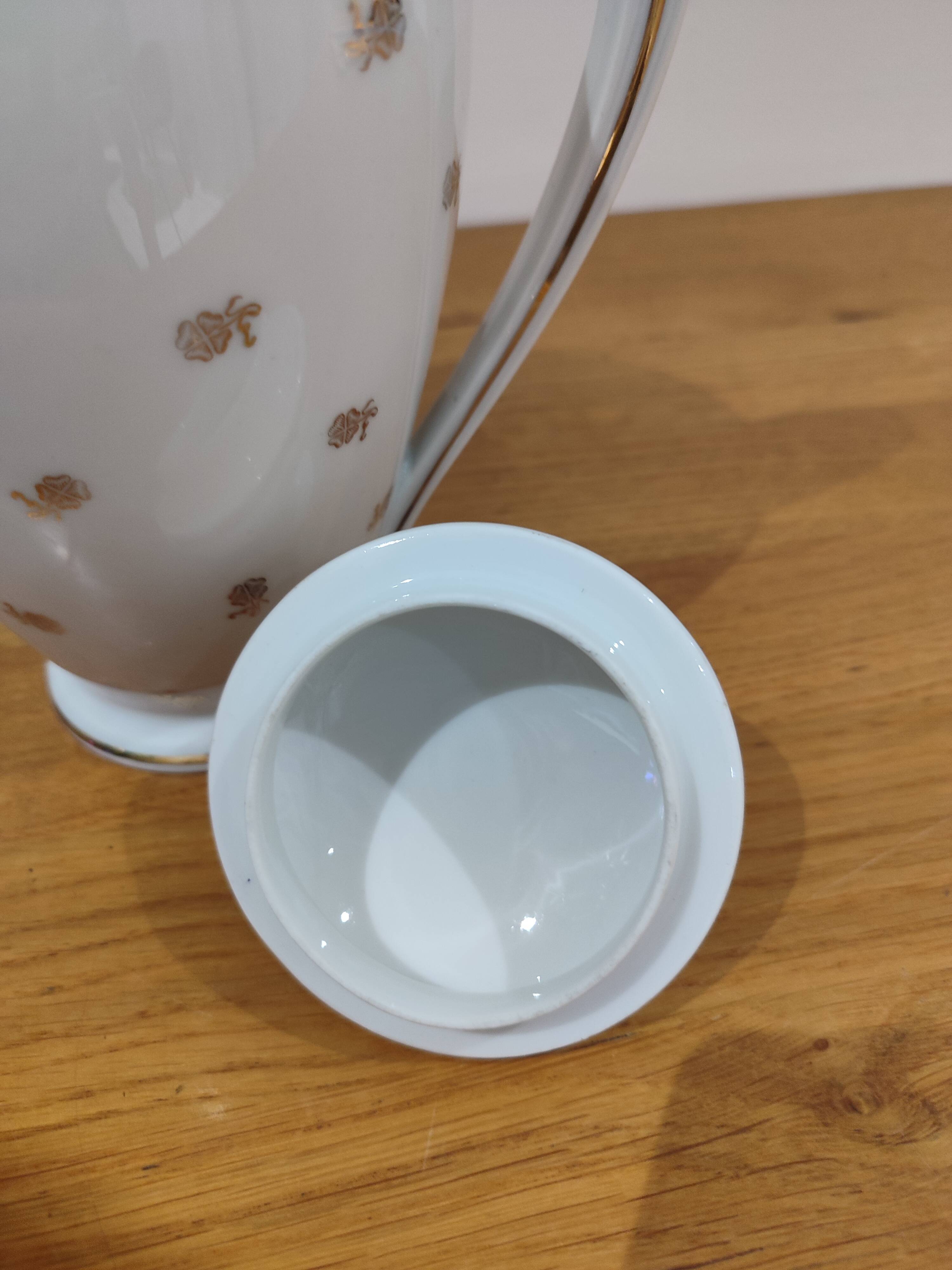 Cafetière porcelaine
