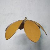 Flower petal hanging lamp