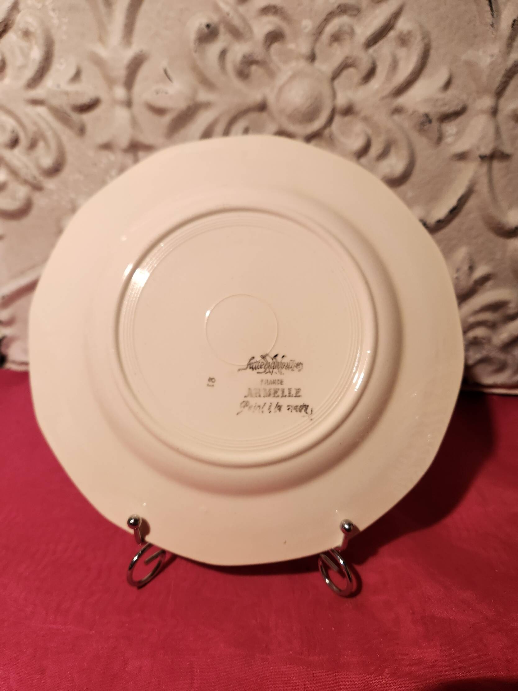 22 flat plates Armelle Sarreguemines hand-painted